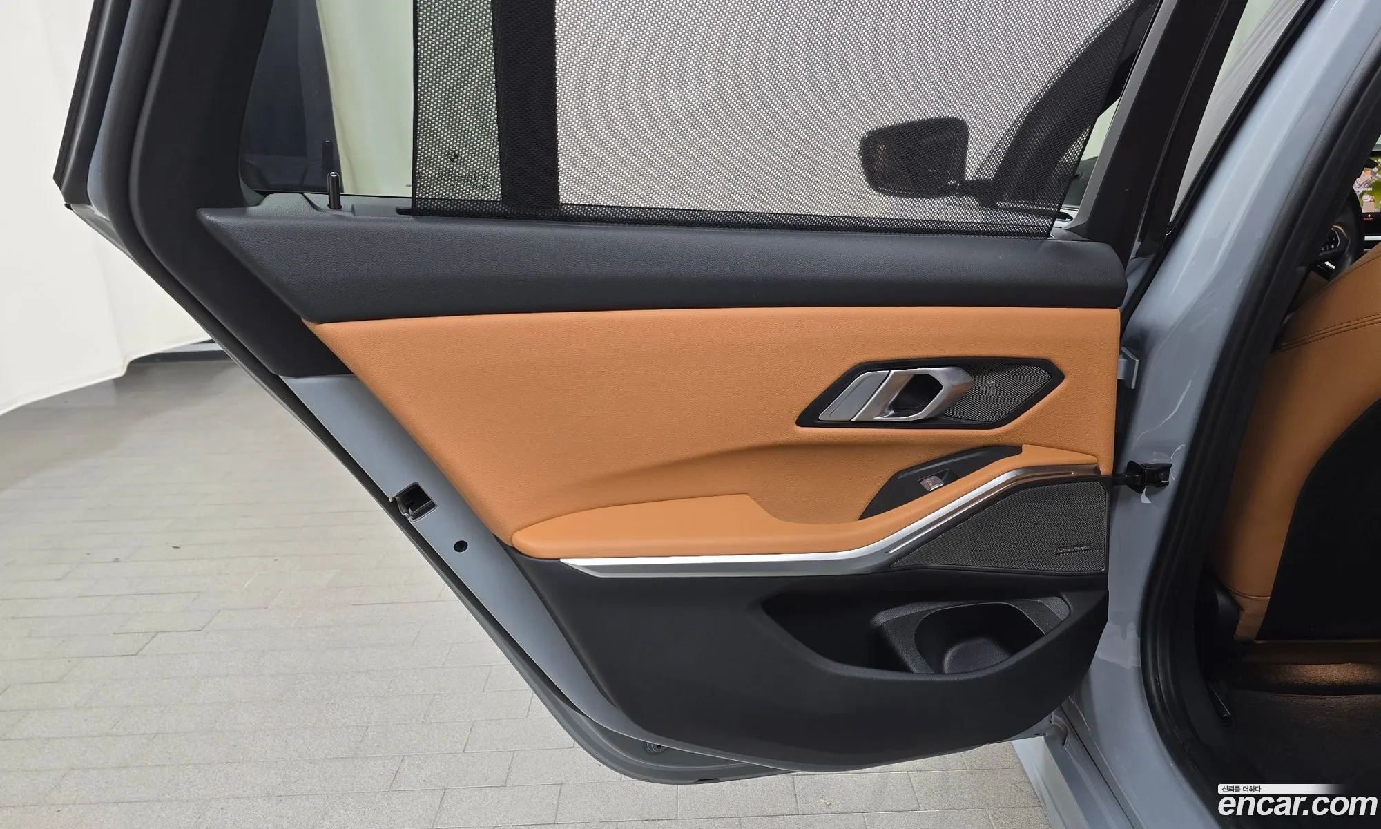 BMW 3 Series 2024 — 11