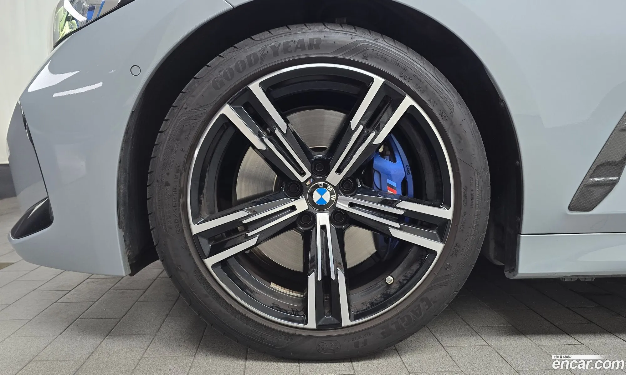 BMW 3 Series 2024 — 16