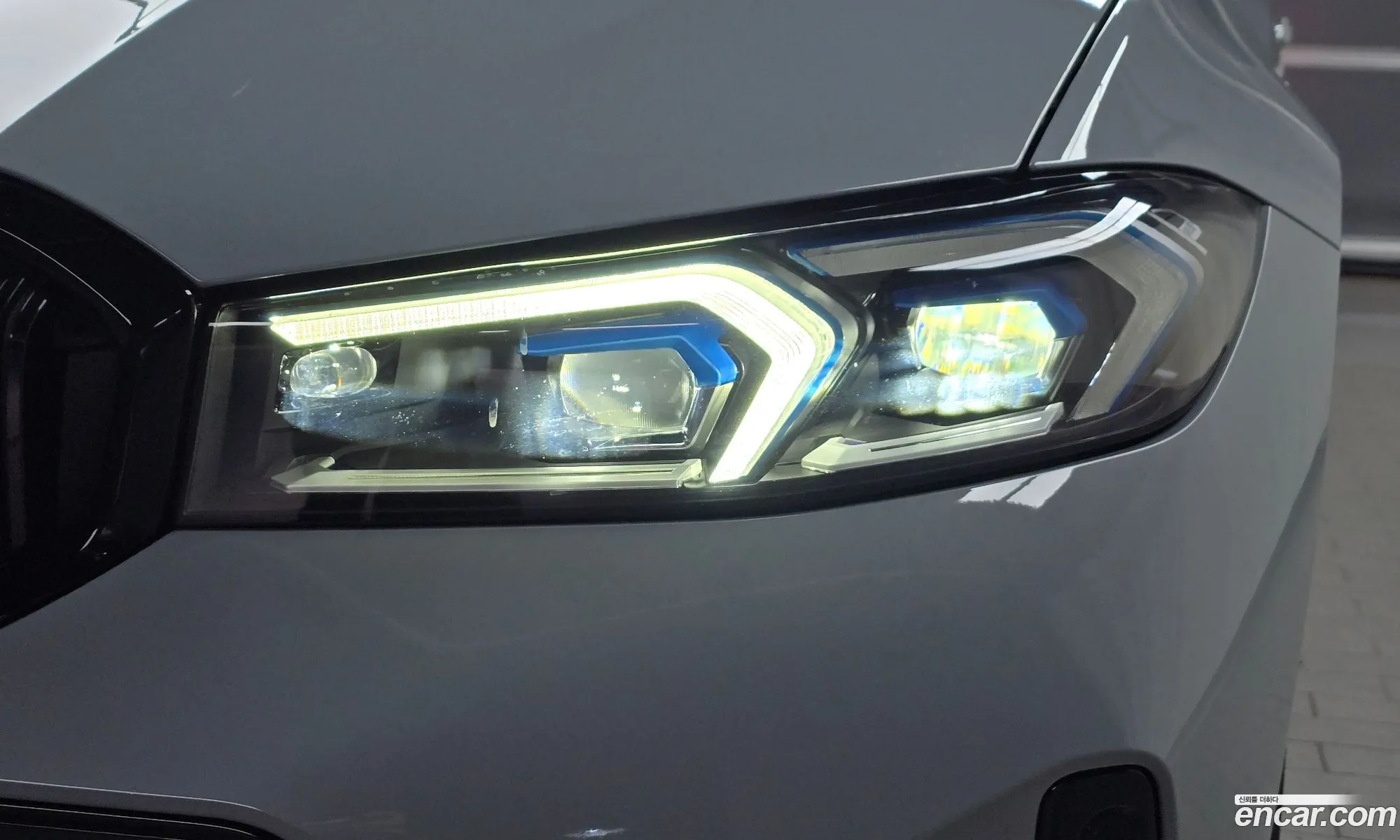 BMW 3 Series 2024 — 33