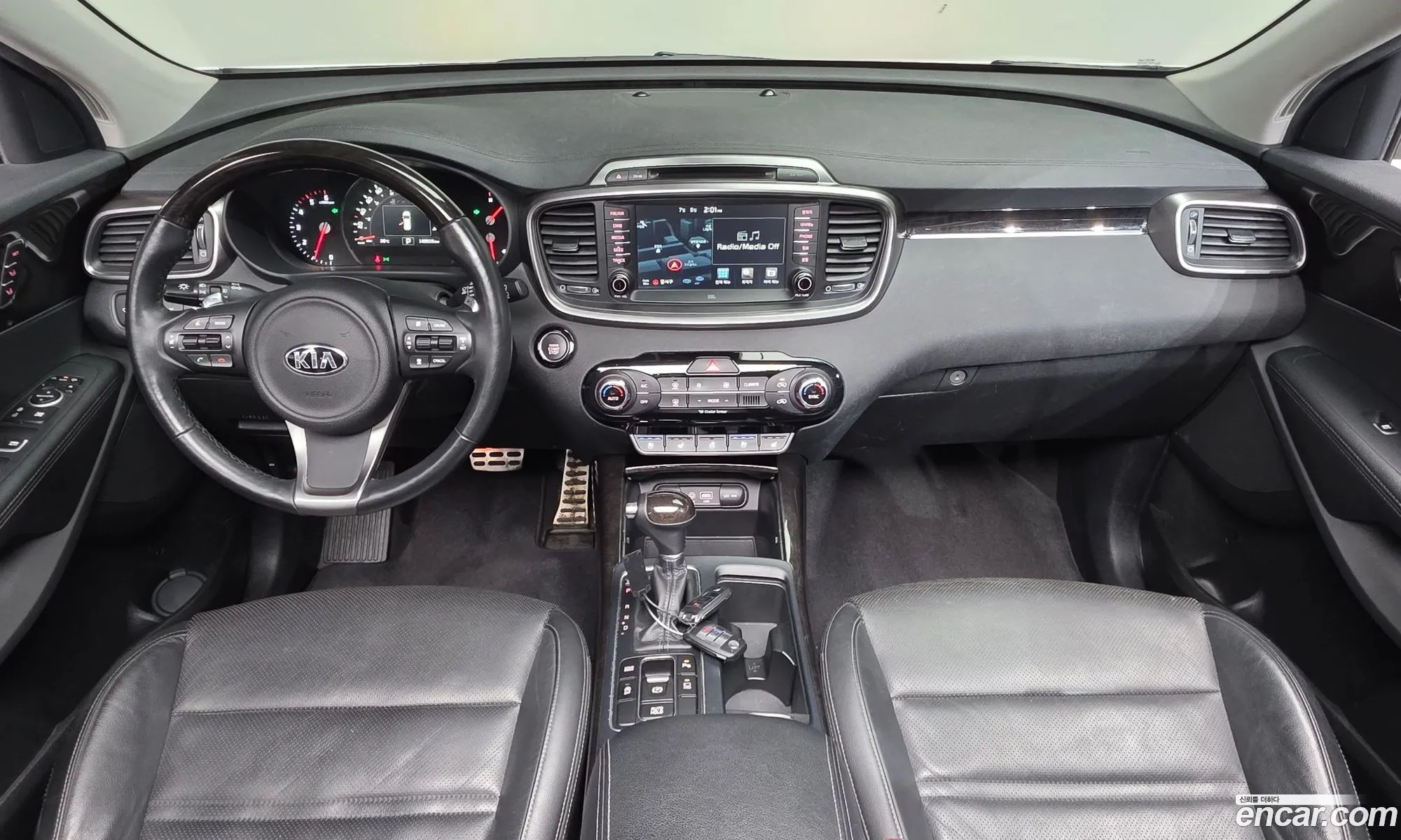 Kia Sorento 2016 — 10