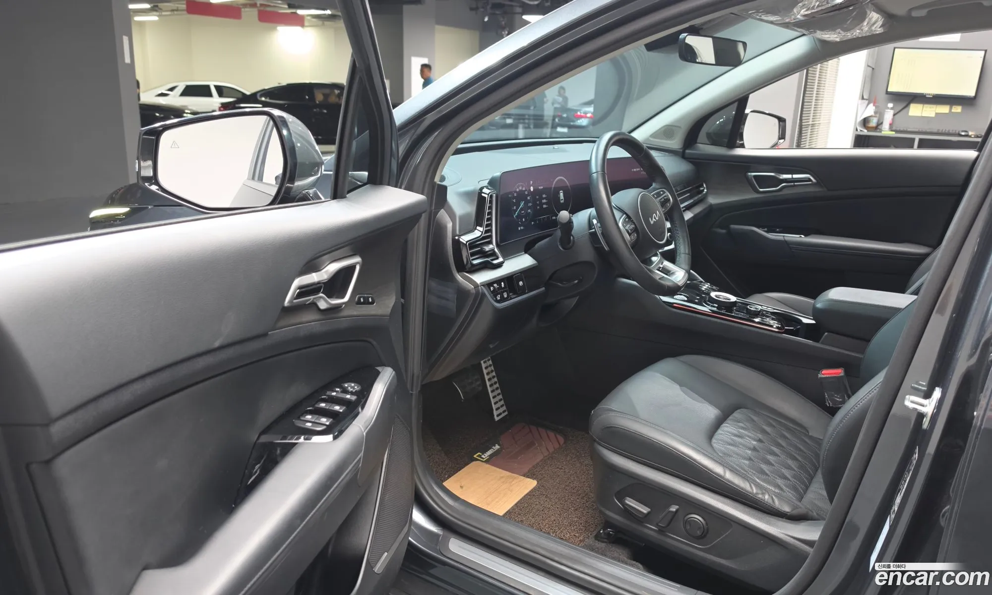 Kia Sportage Hybrid 2024 — 3