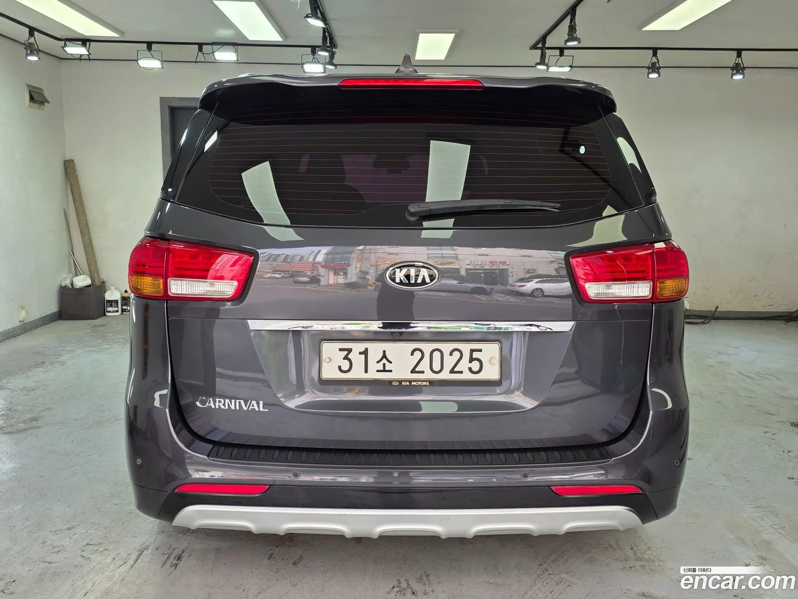 Kia Carnival 2017 — 14