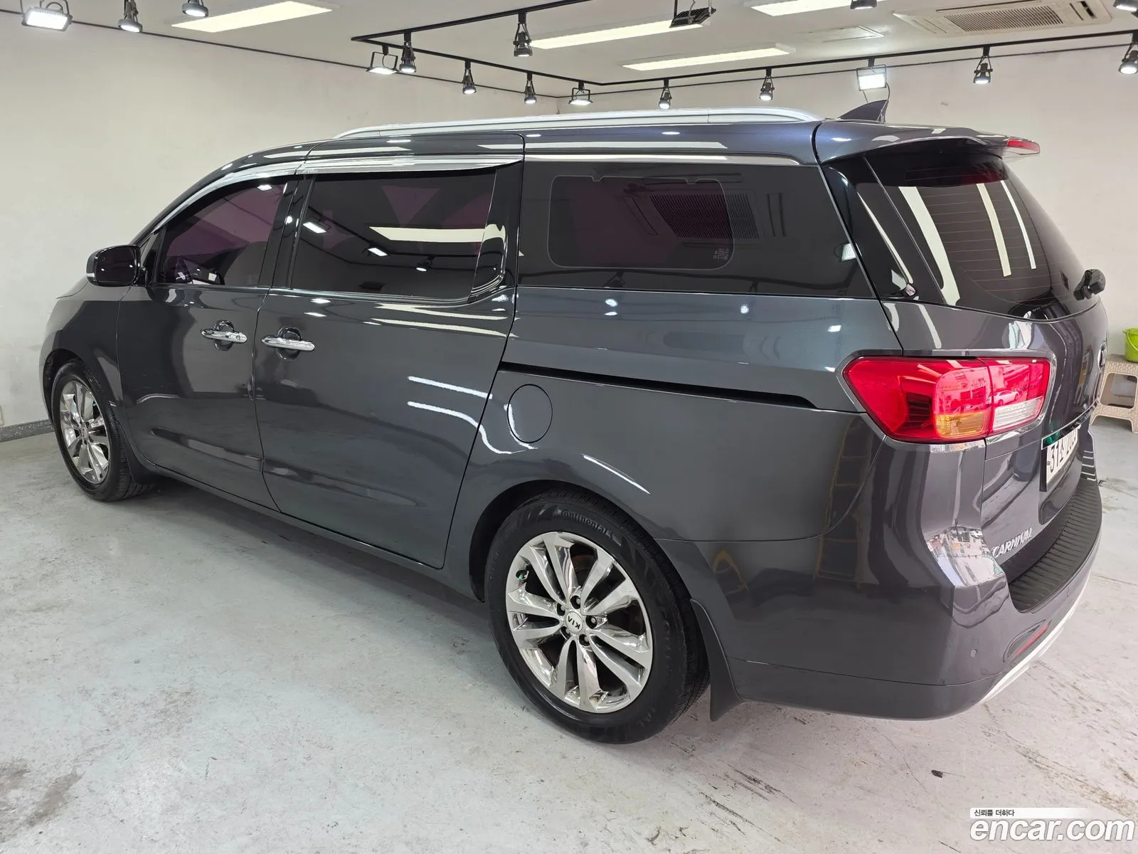 Kia Carnival 2017 — 4