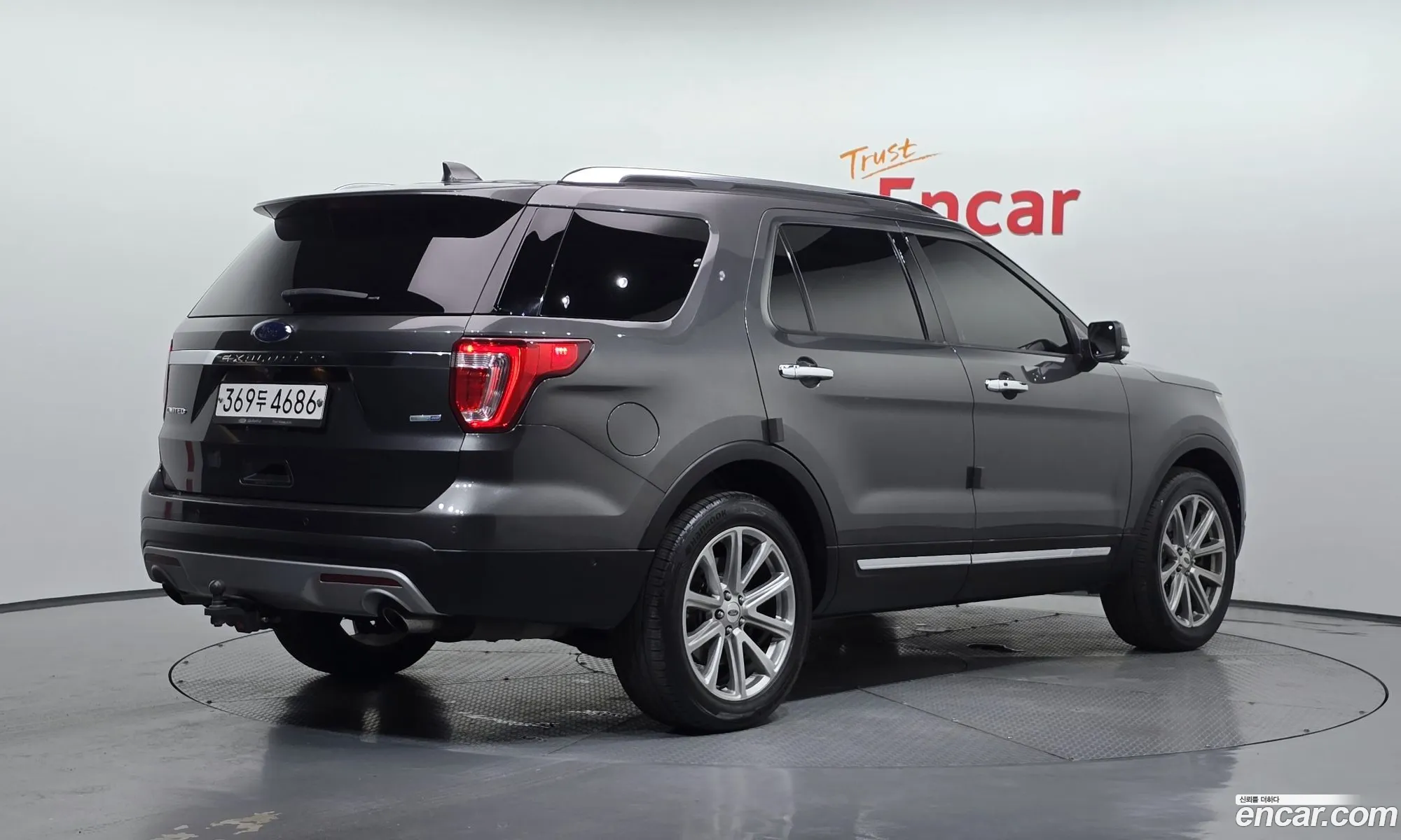 Ford Explorer 2017 — 12