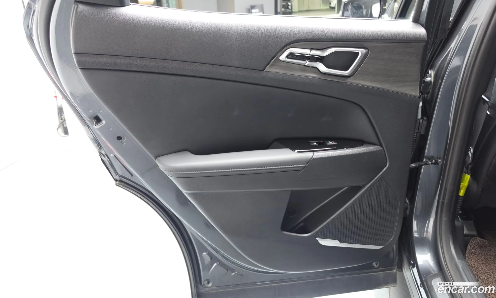 Kia Sportage Hybrid 2024 — 10