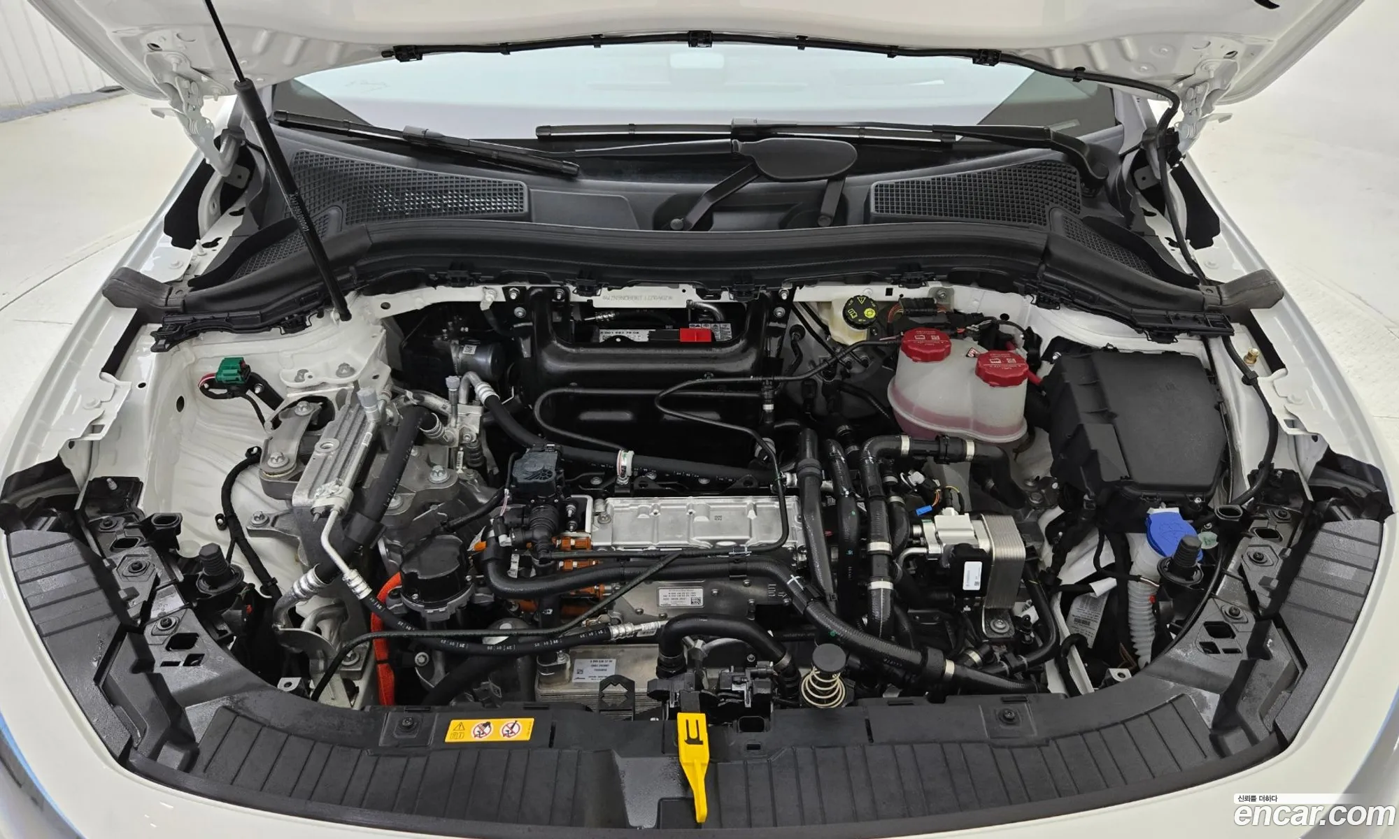 Mercedes-Benz EQA H243 2025 — 17