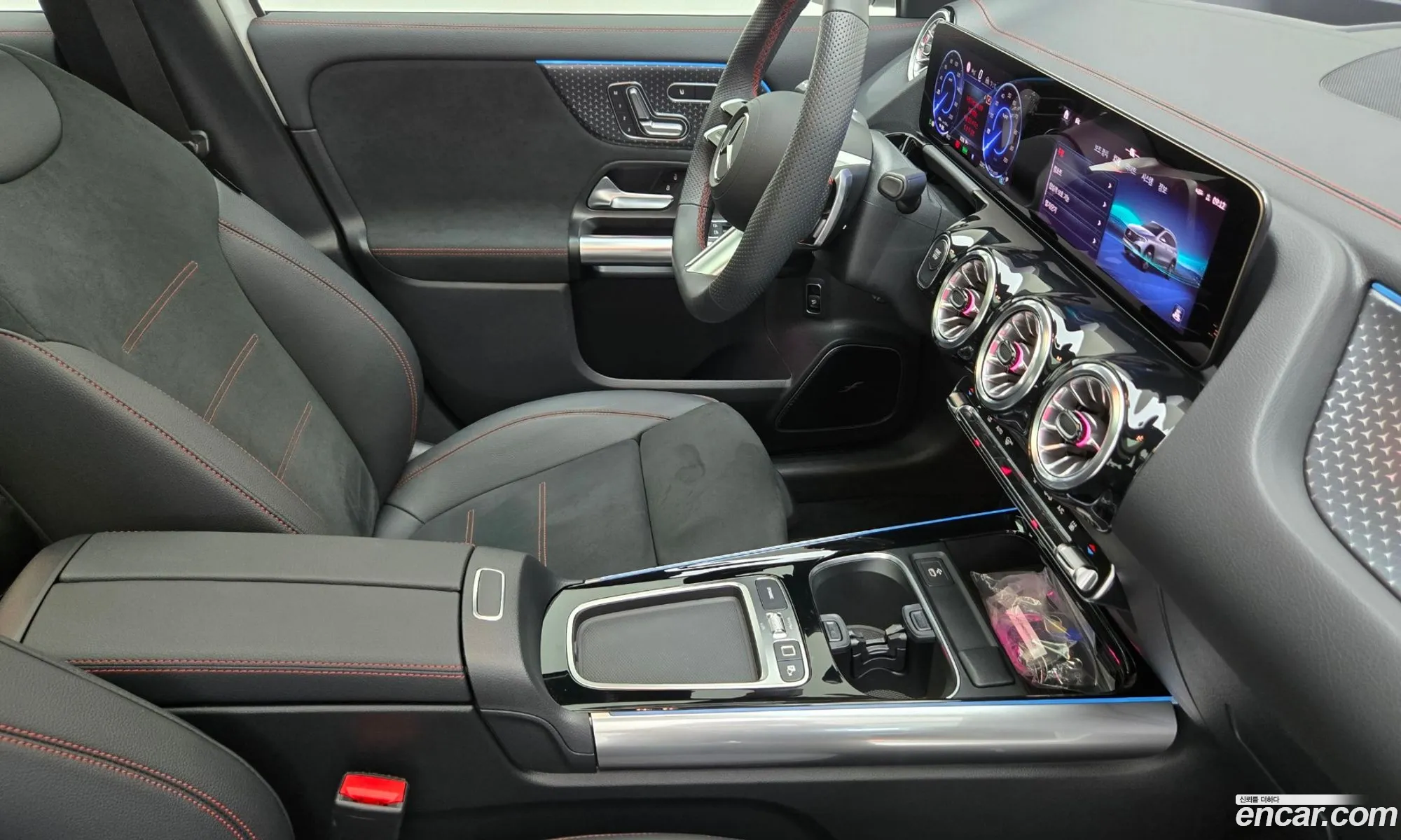 Mercedes-Benz EQA H243 2025 — 9