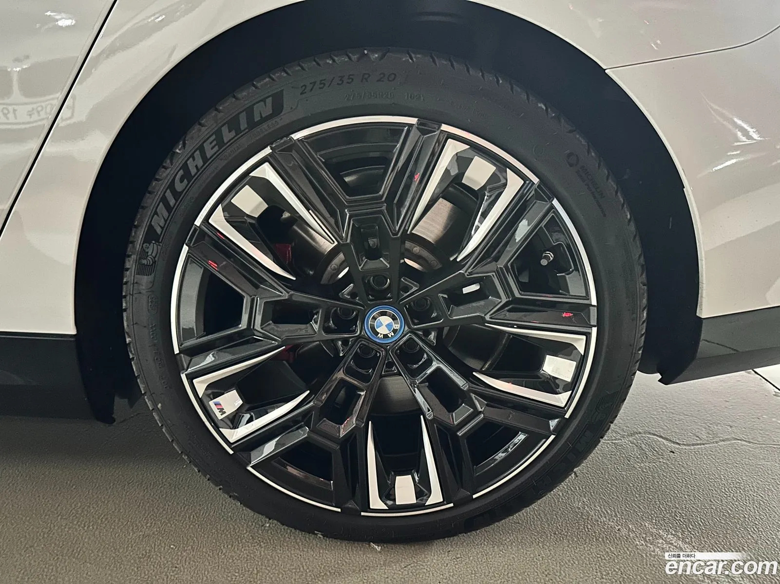 BMW i5 2024 — 6