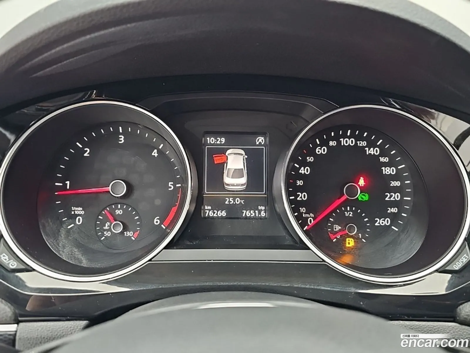 Volkswagen Jetta 2015 — 16