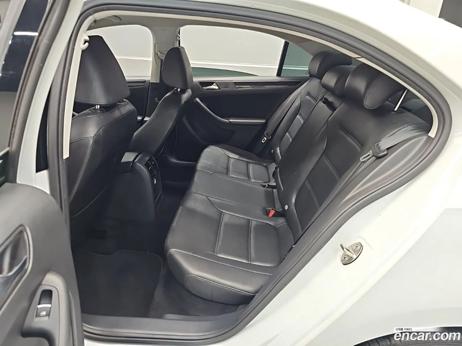 Volkswagen Jetta 2015 — 5
