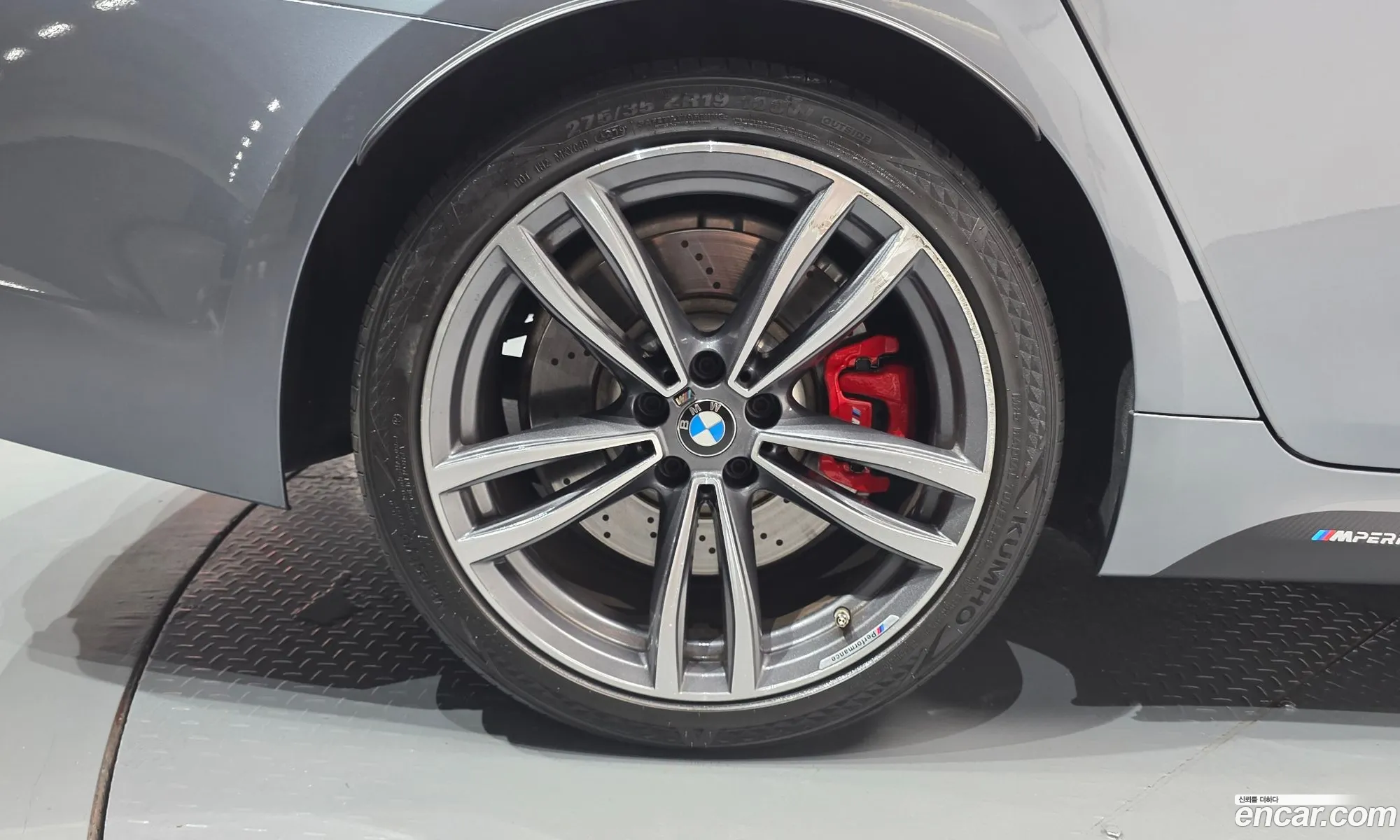 BMW 5 Series 2017 — 14