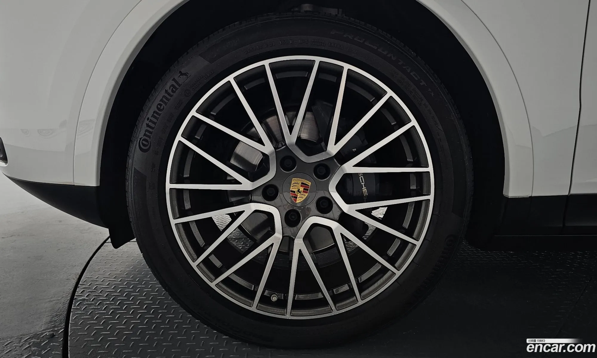 Porsche Cayenne 2022 — 34
