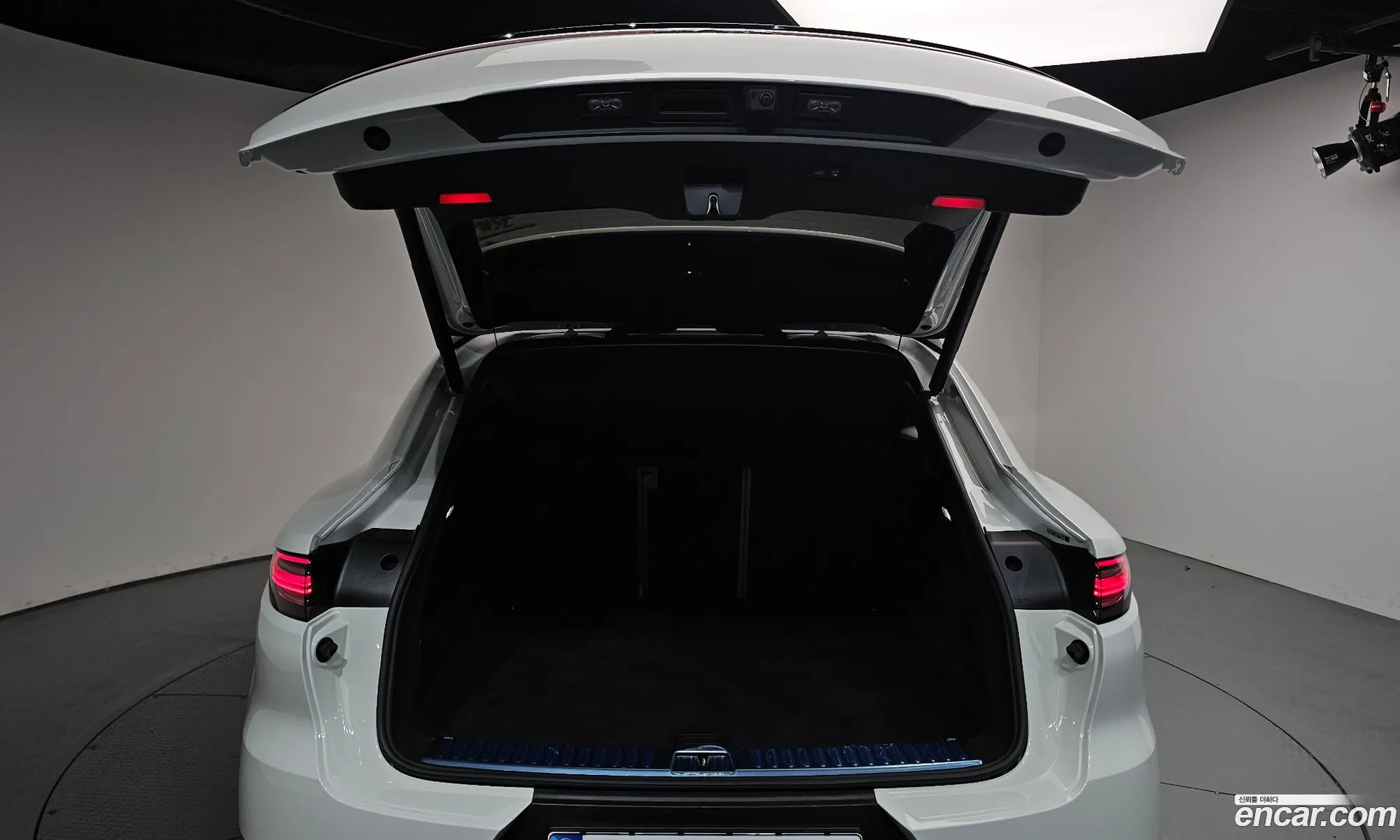 Porsche Cayenne 2022 — 27