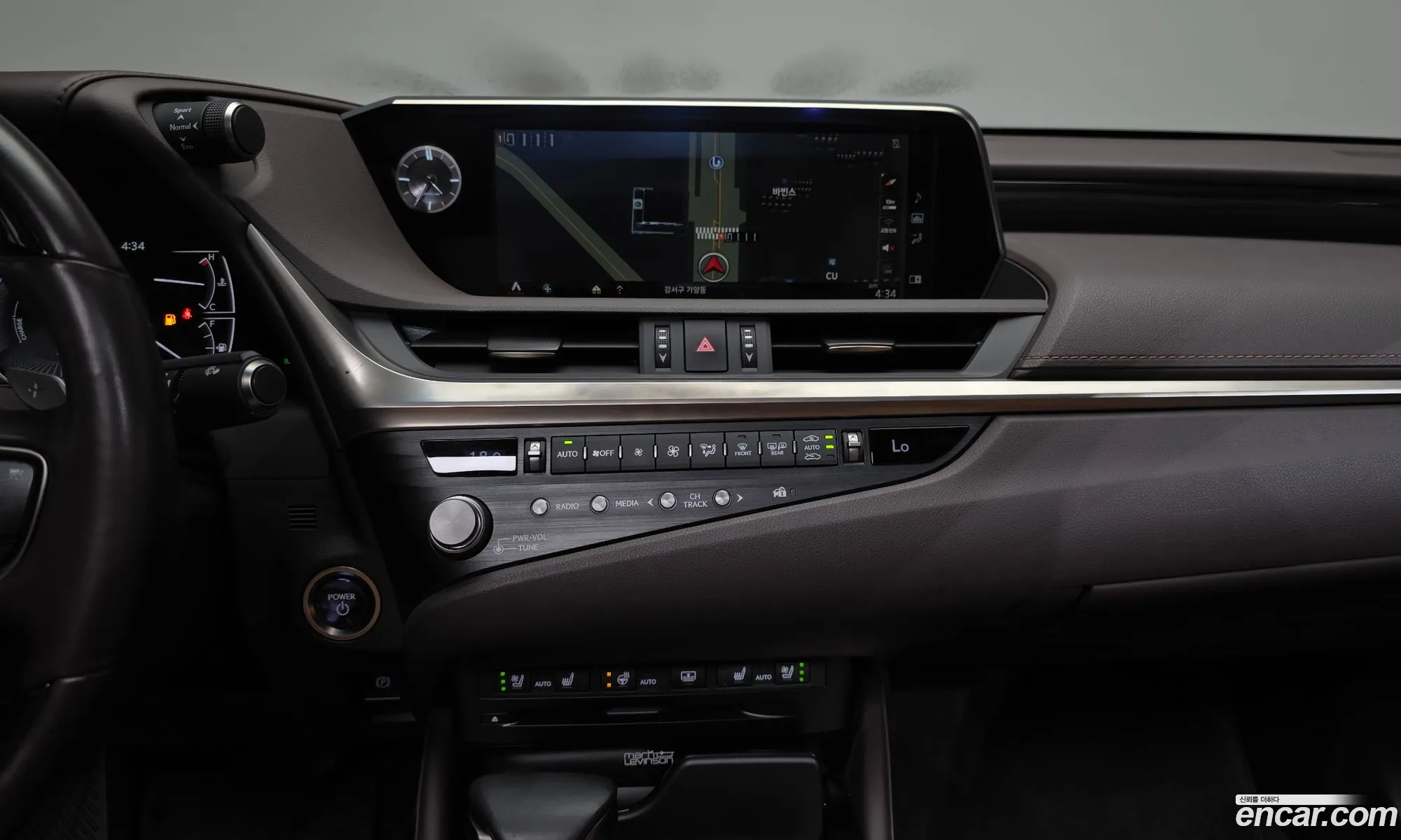 Lexus ES300h 7th Gen 2021 JTHBA1C17M2004412 — 35