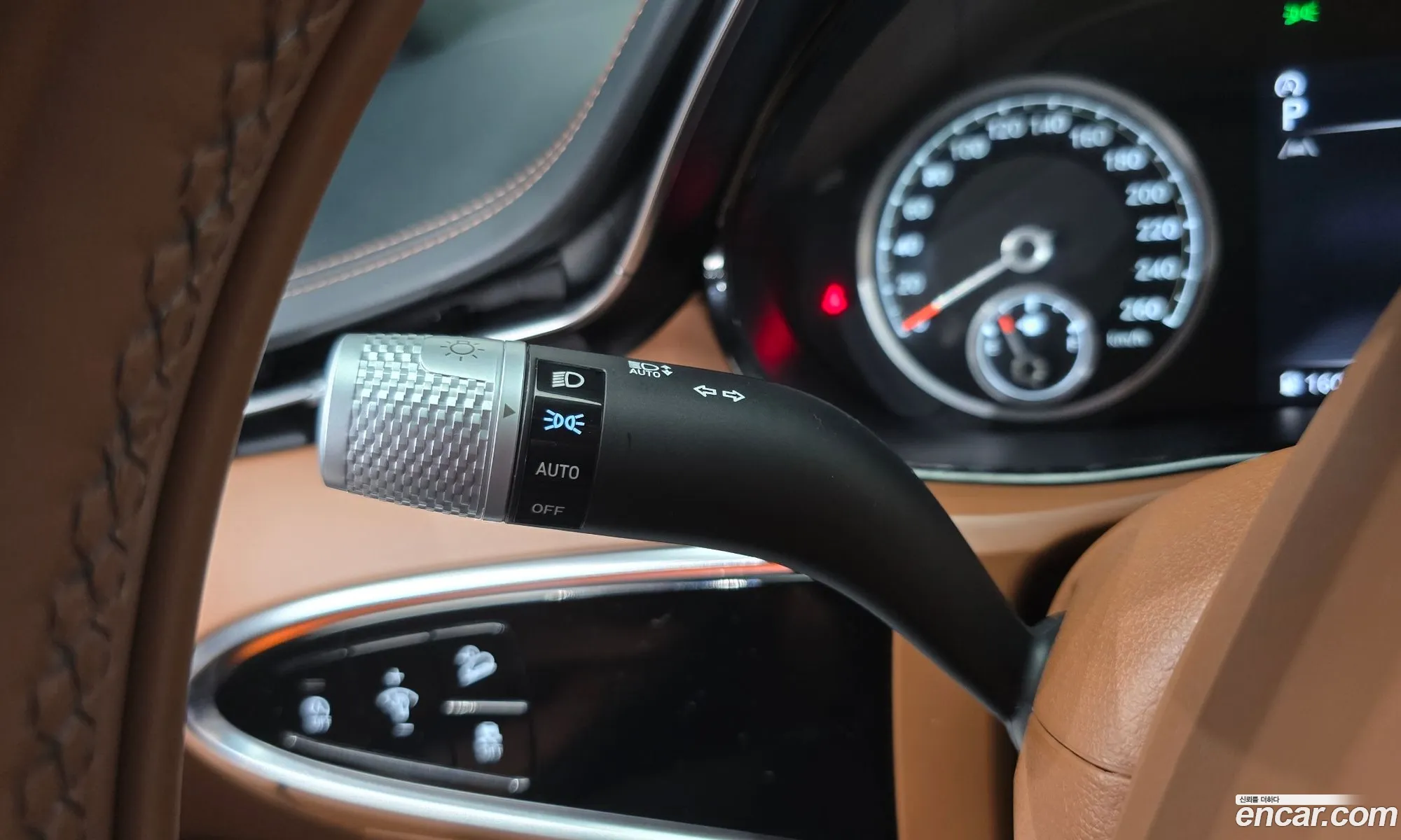 Genesis GV70 2023 — 17