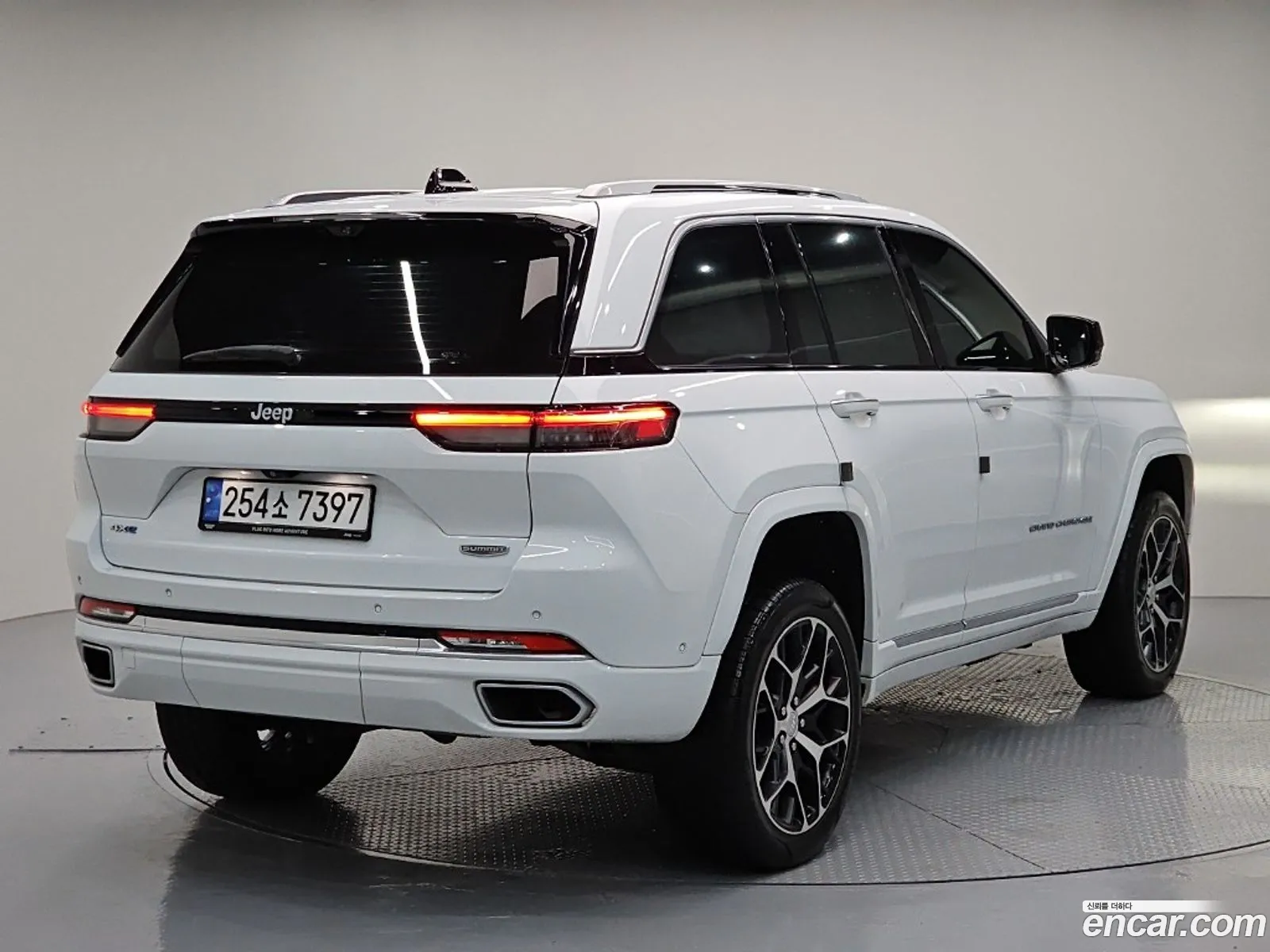 Jeep Grand Cherokee 2023 — 20