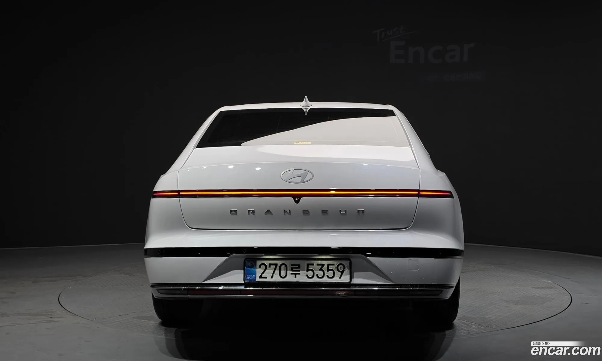 Hyundai Grandeur Hybrid 2025 — 6
