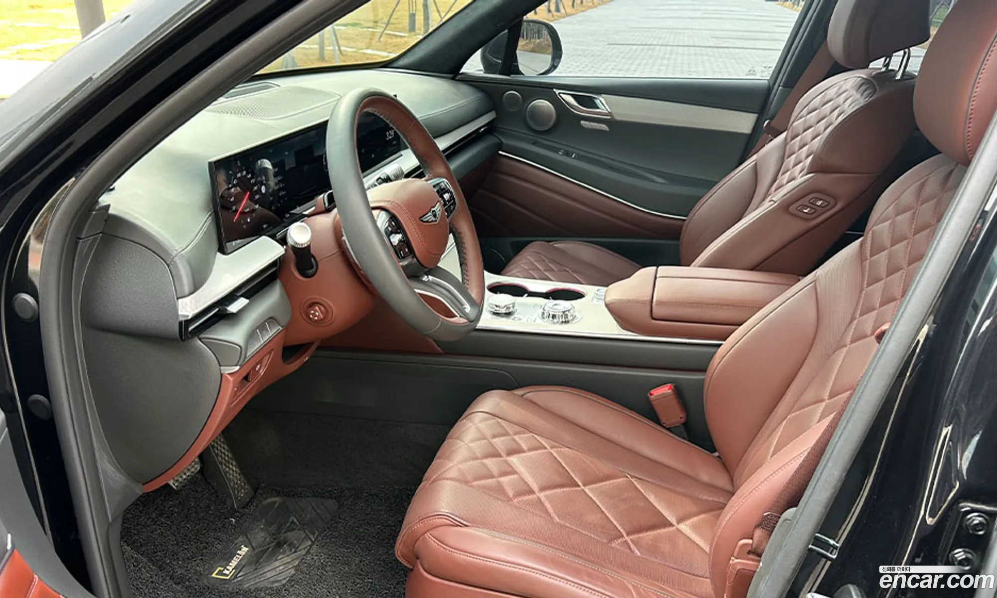 Genesis GV80 2025 — 2