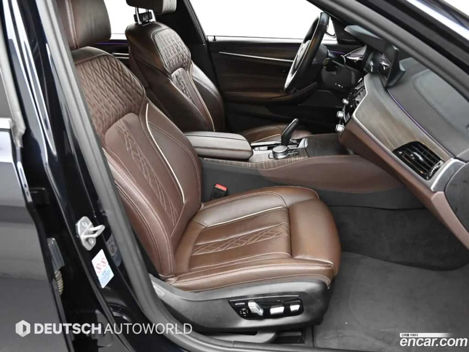 BMW 5 Series 2020 — 18