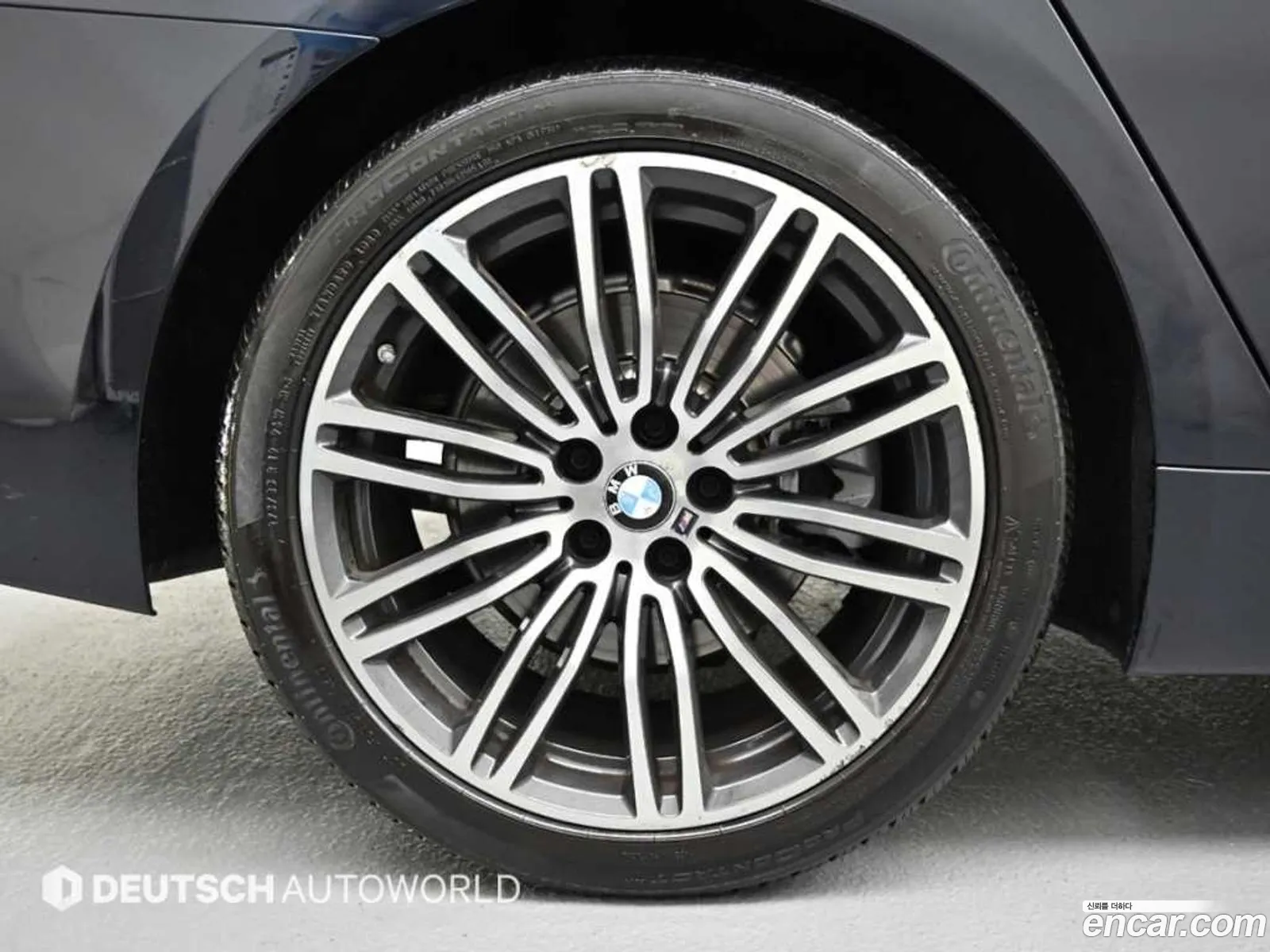 BMW 5 Series 2020 — 5