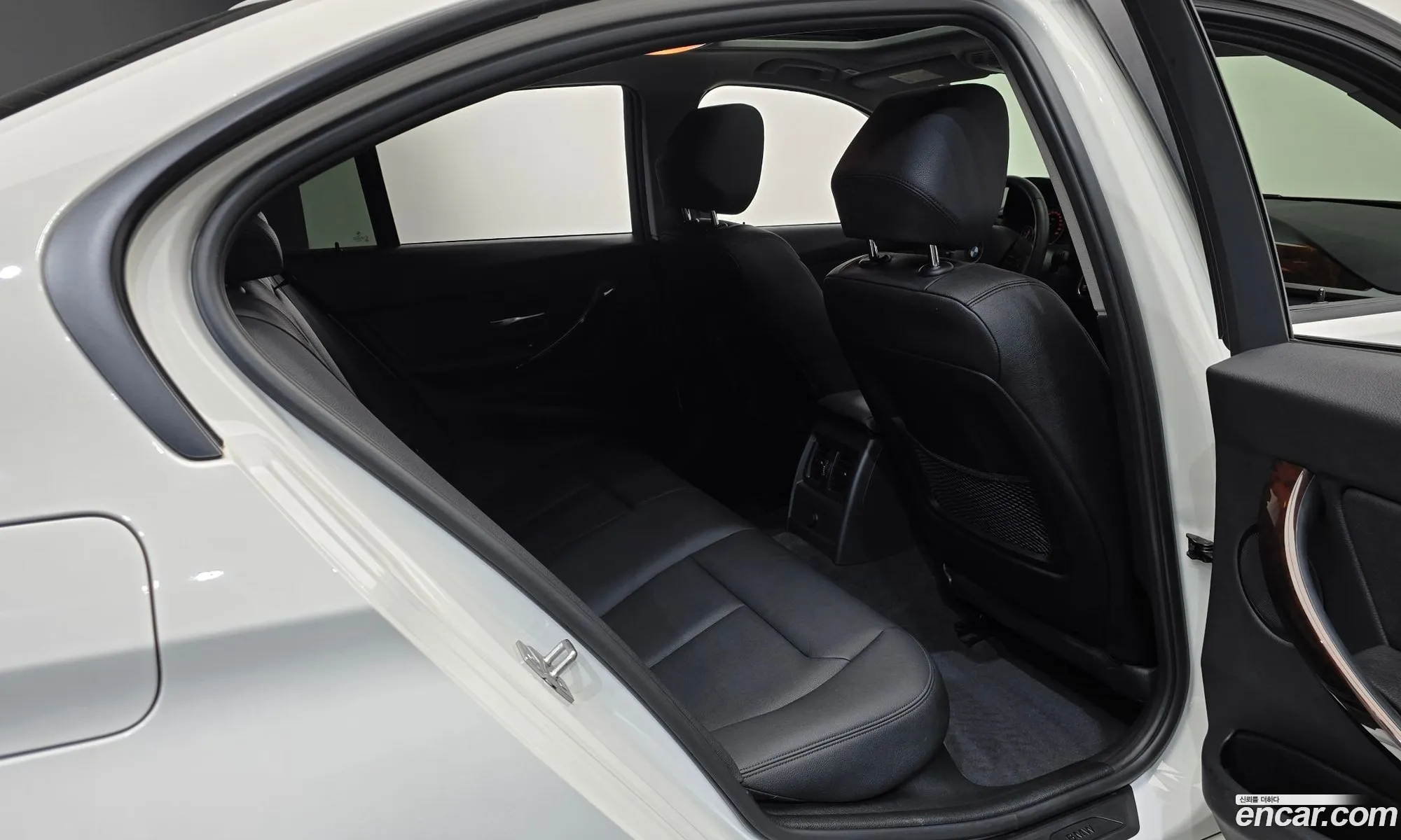 BMW 3 Series 2013 WBA3B1104DF387048 — 17