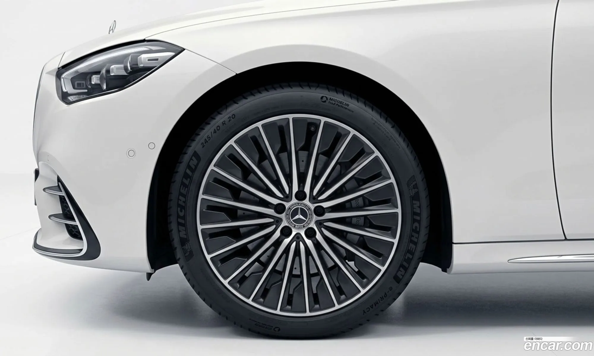 Mercedes-Benz E-Class W214 2025 — 7