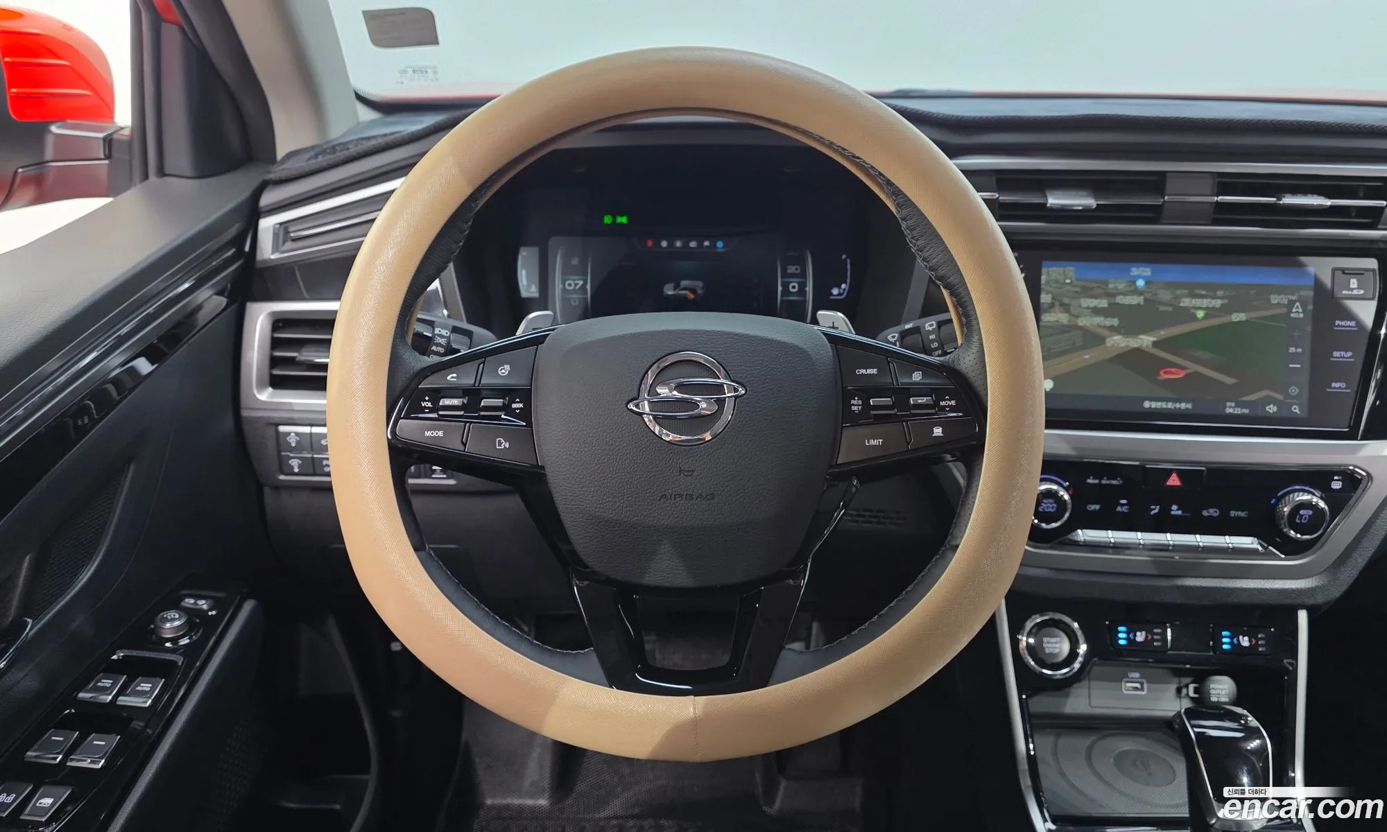KG Mobility (SsangYong) Beautiful Korando 2020 — 10