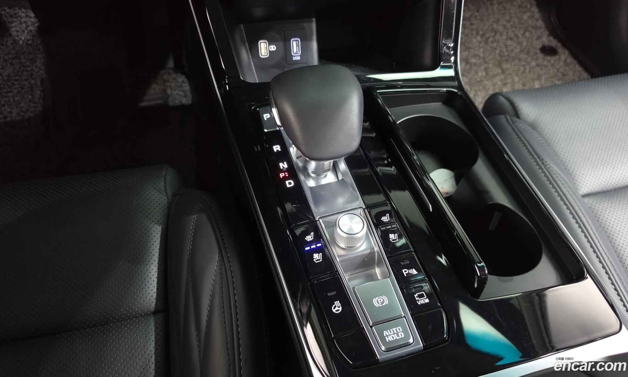 Kia K7 Premier 2019 — 17
