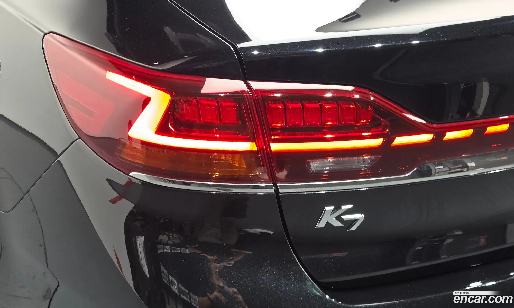 Kia K7 Premier 2019 — 37