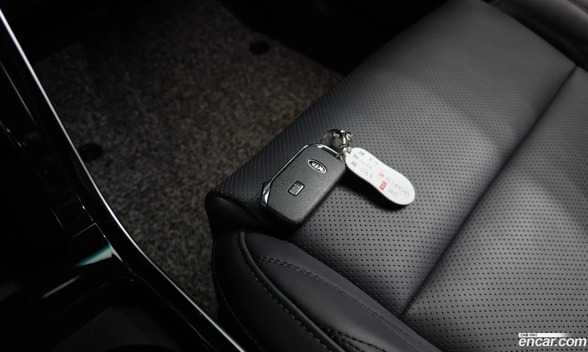 Kia K7 Premier 2019 — 28