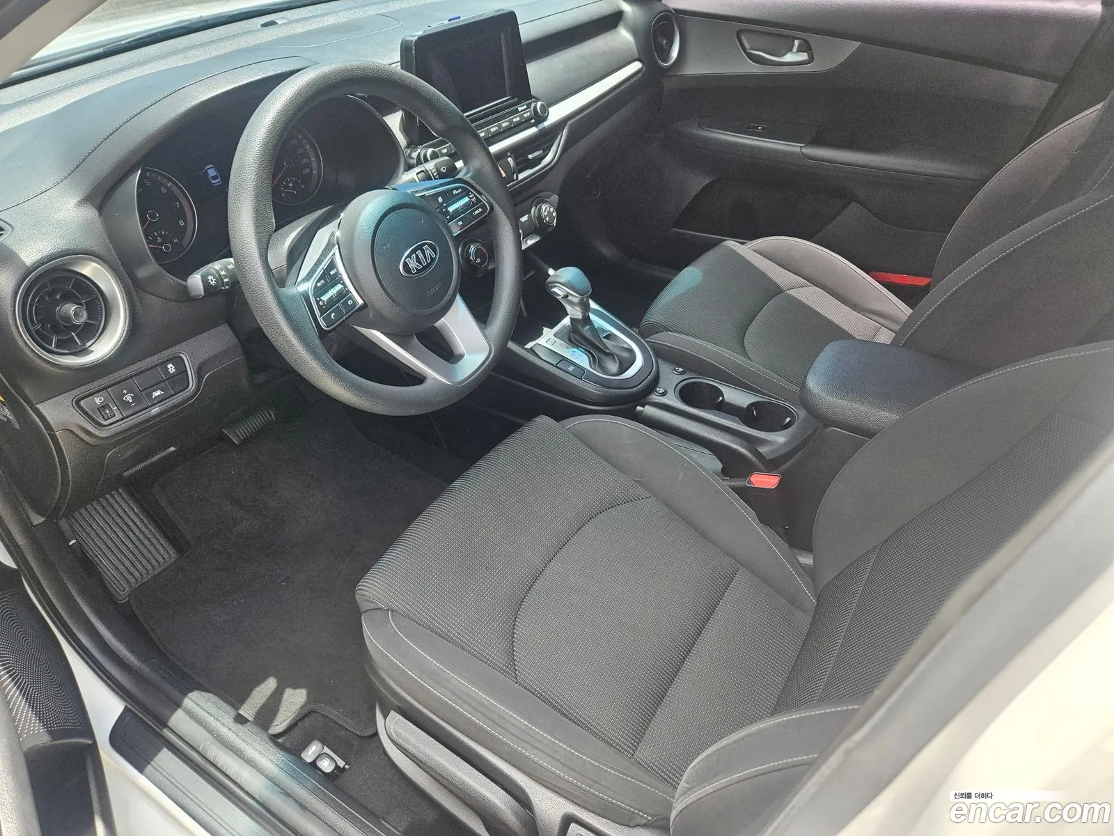 Kia K3 2019 — 8