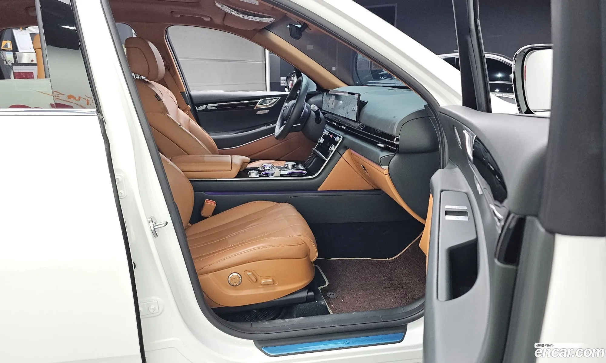 Genesis GV80 2024 KMTHA81BBRU202198 — 9