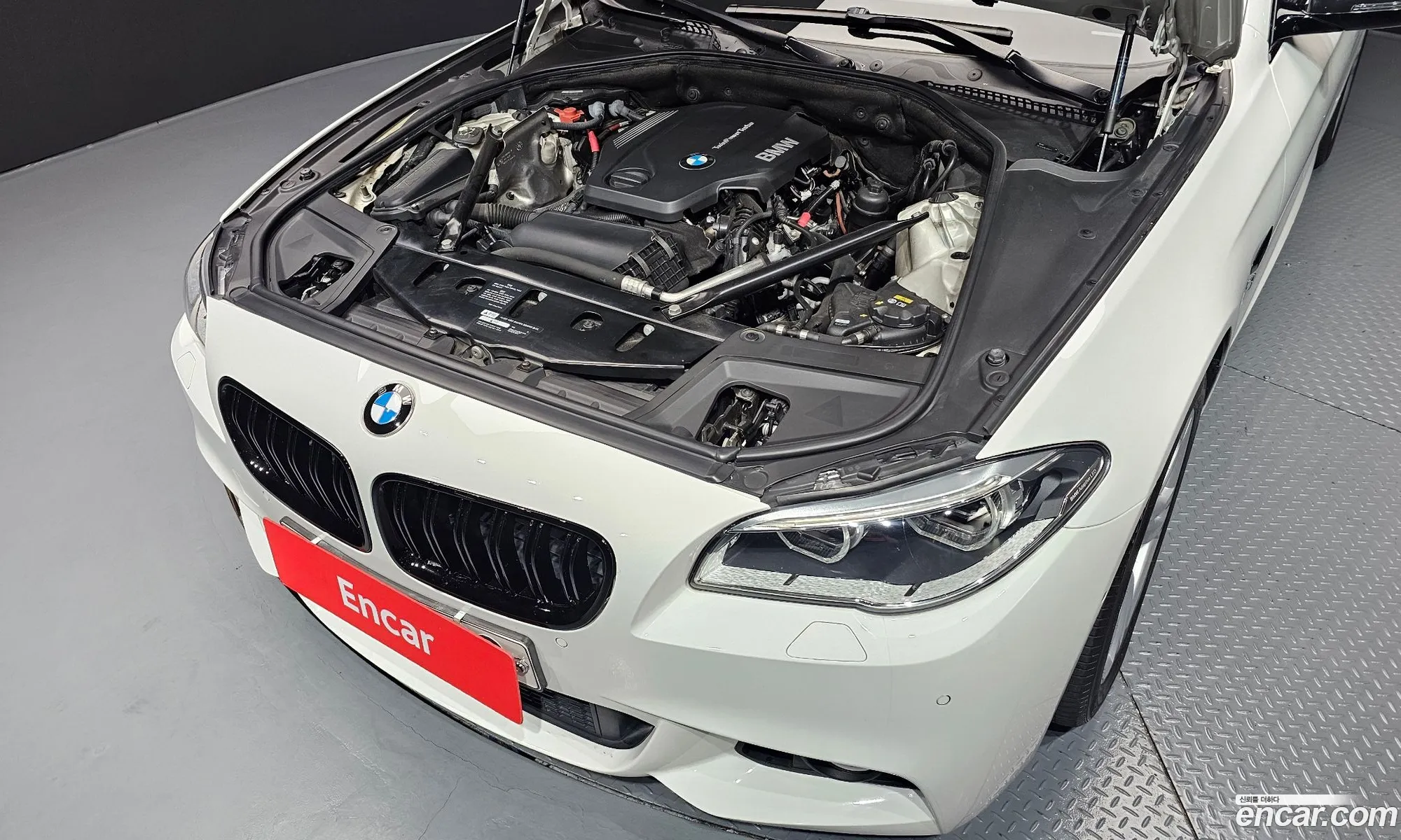 BMW 5 Series 2016 WBA5E5108GG209410 — 12