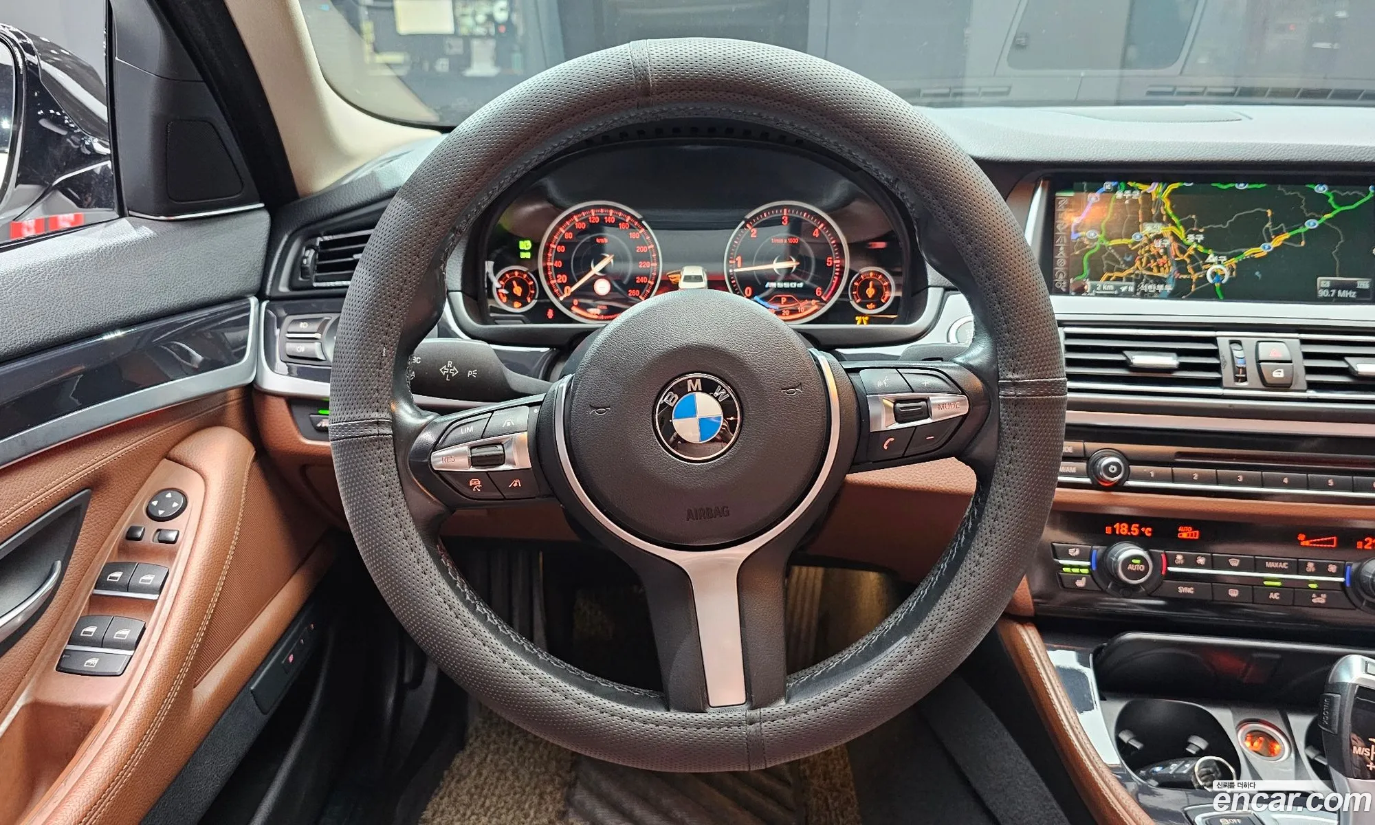 BMW 5 Series 2016 WBA5E5108GG209410 — 14