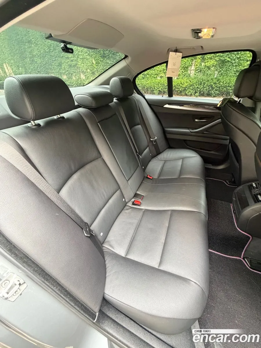 BMW 5 Series 2011 — 20
