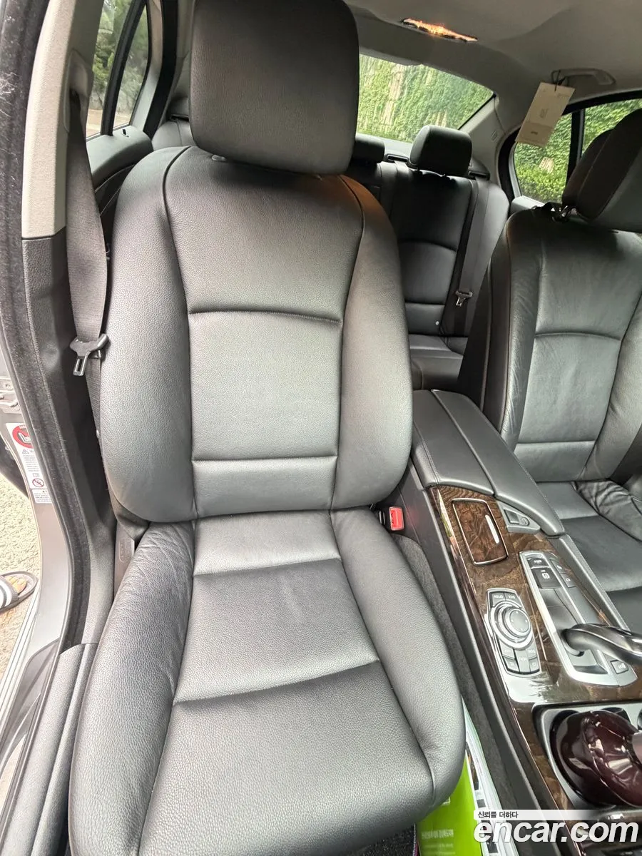 BMW 5 Series 2011 — 11