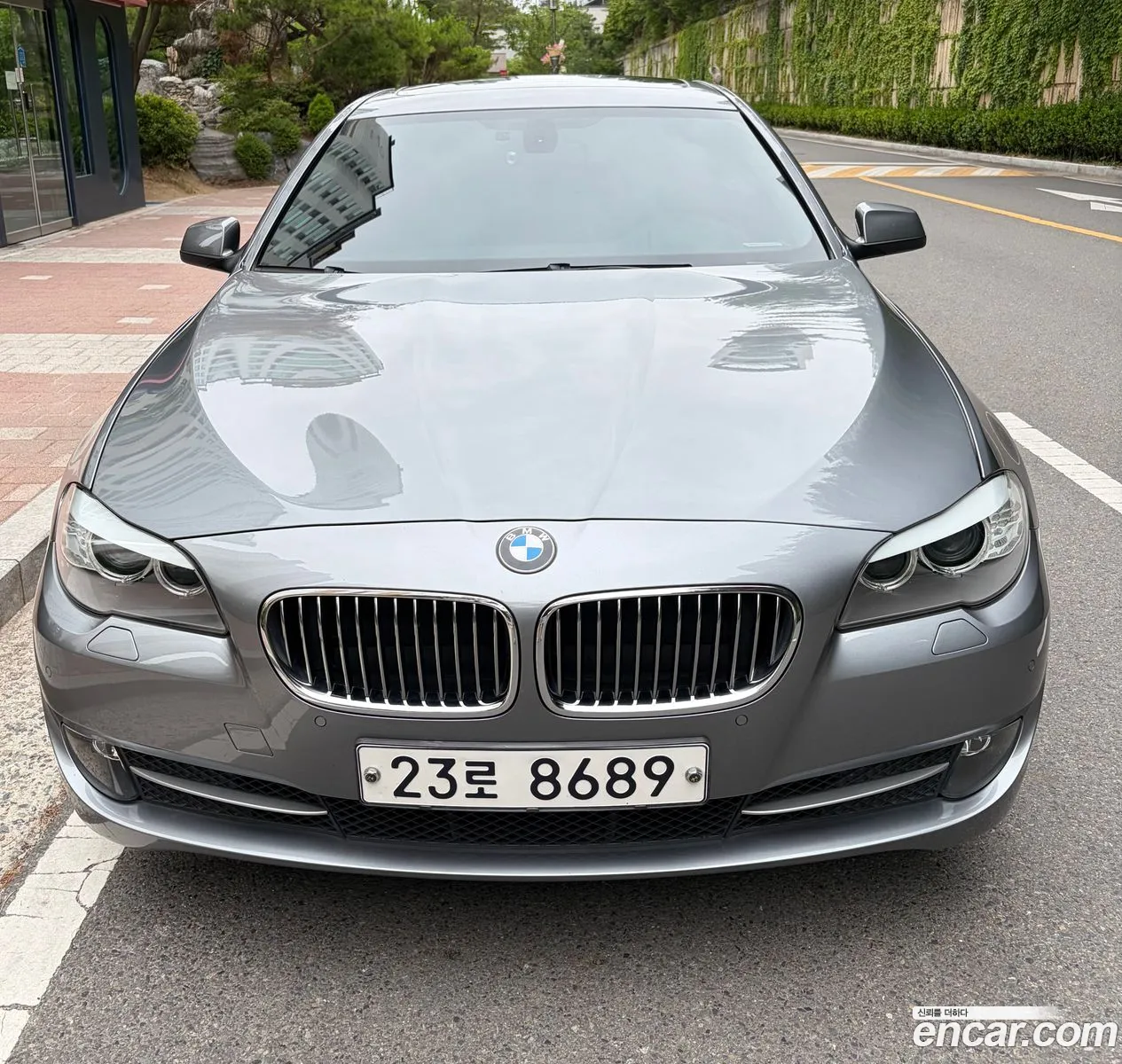 BMW 5 Series 2011 — 13