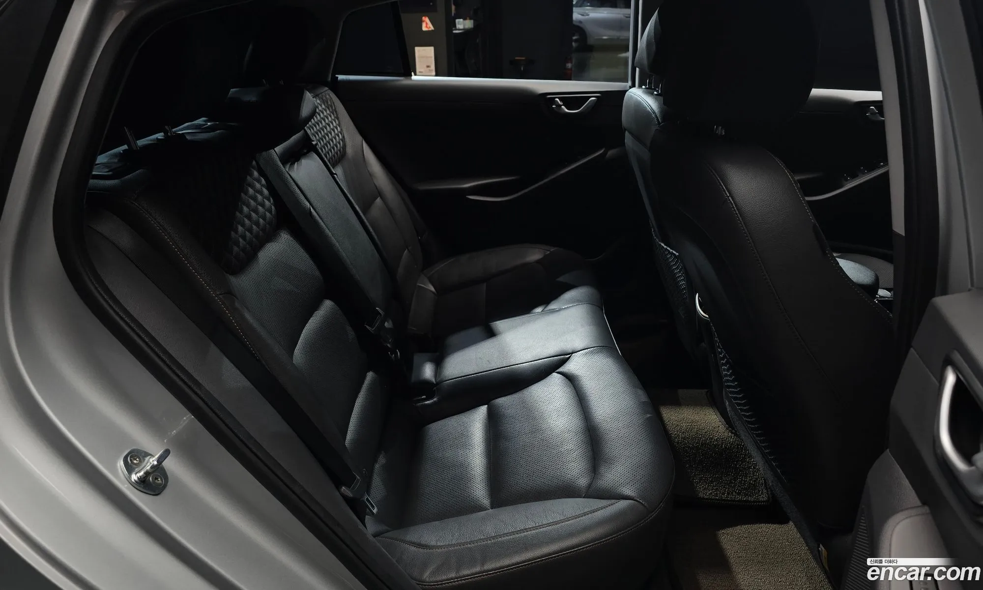 Hyundai Ioniq Electric 2018 — 29