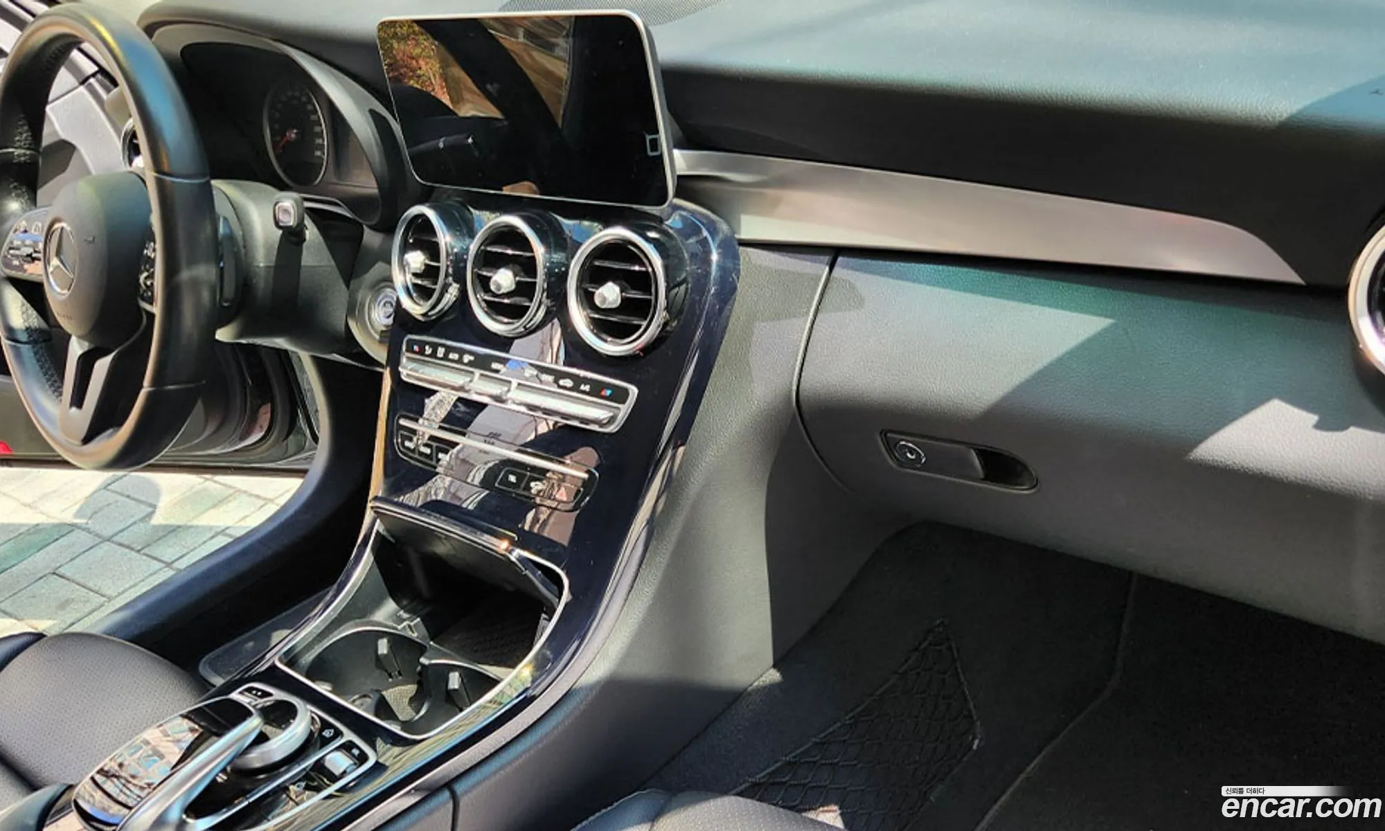 Mercedes-Benz C-Class W205 2020 — 15