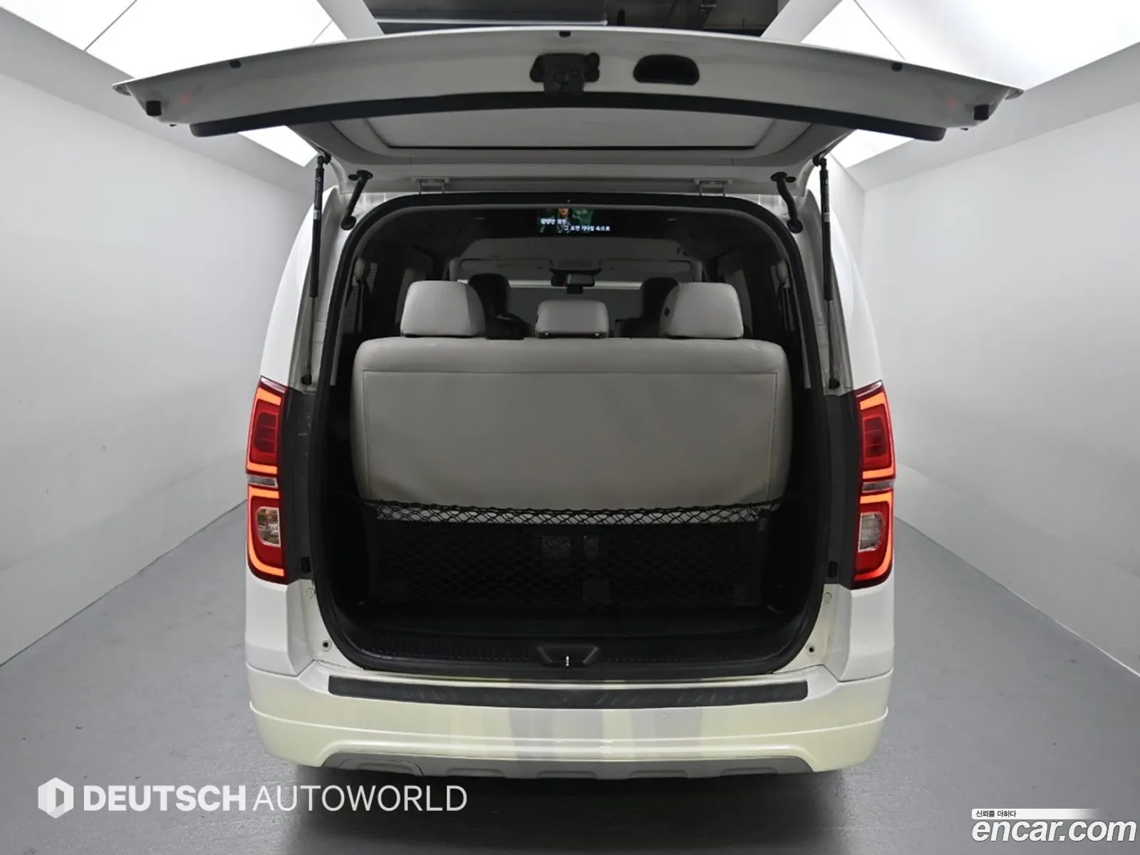 Hyundai Grand Starex 2019 — 14