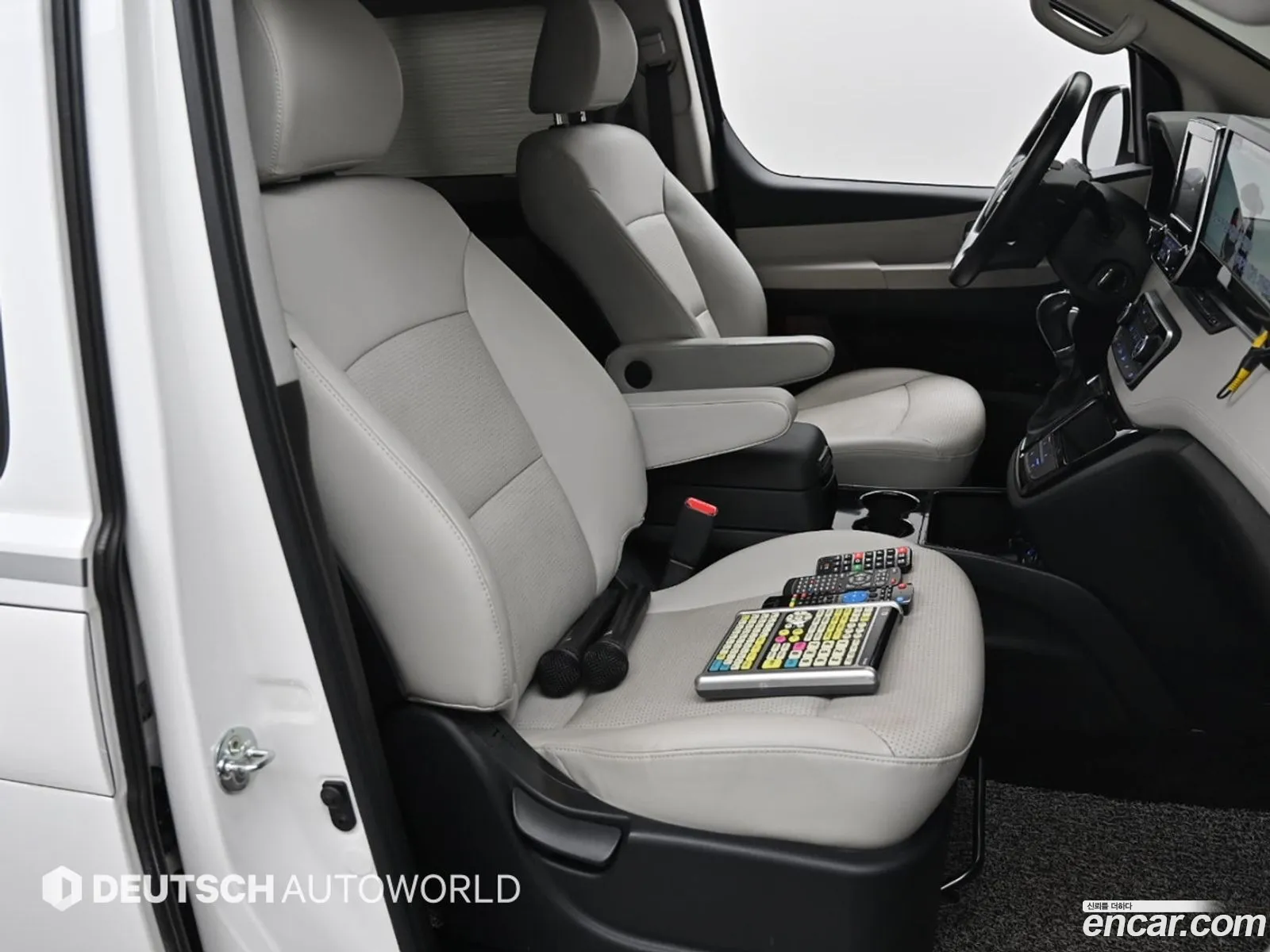Hyundai Grand Starex 2019 — 12