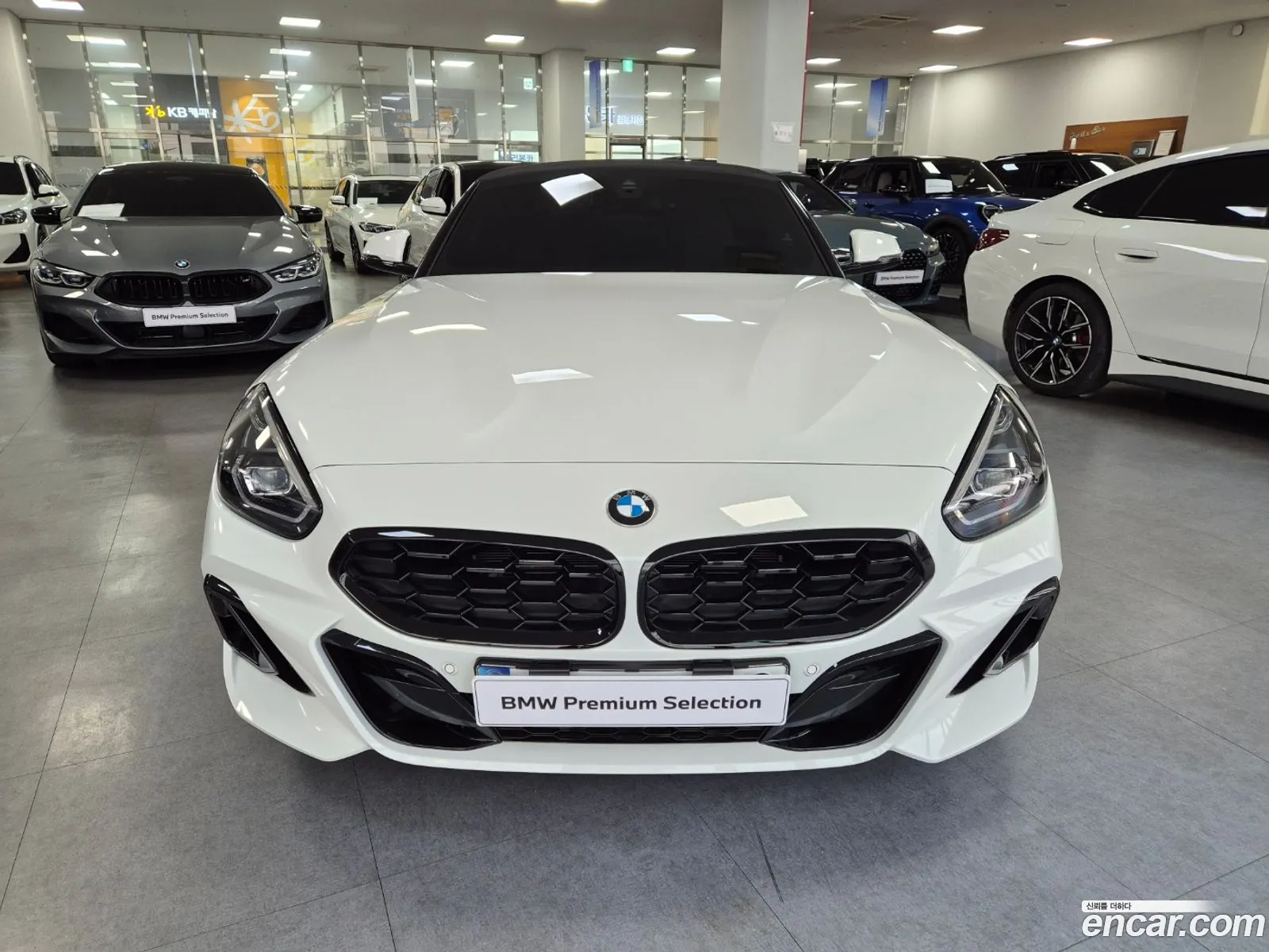 BMW Z4 2026 — 9