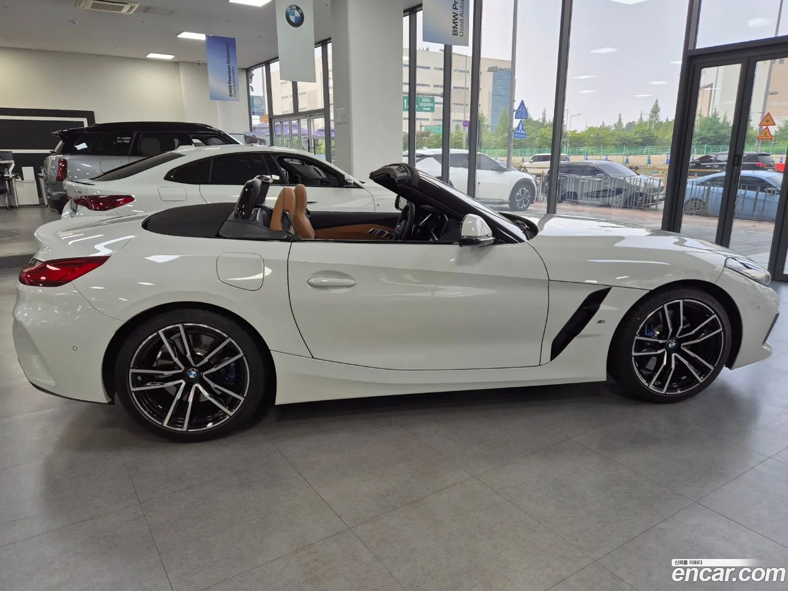 BMW Z4 2026 — 13