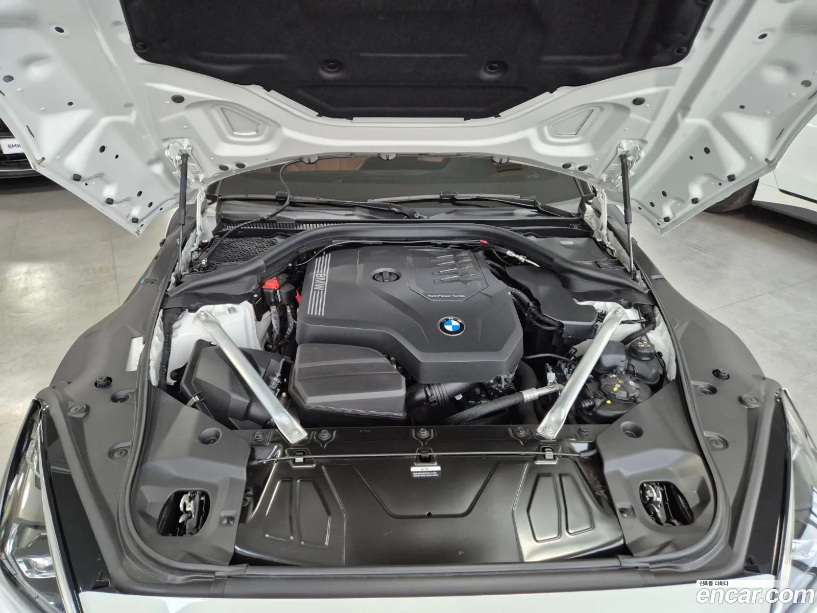 BMW Z4 2026 — 10