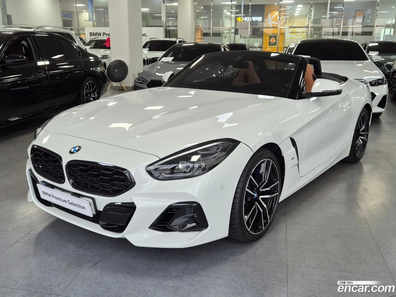 BMW Z4 2026 — 12