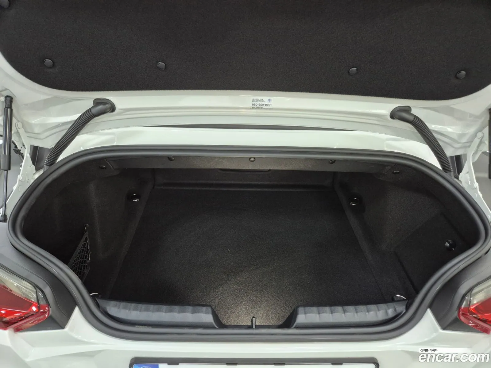 BMW Z4 2026 — 17