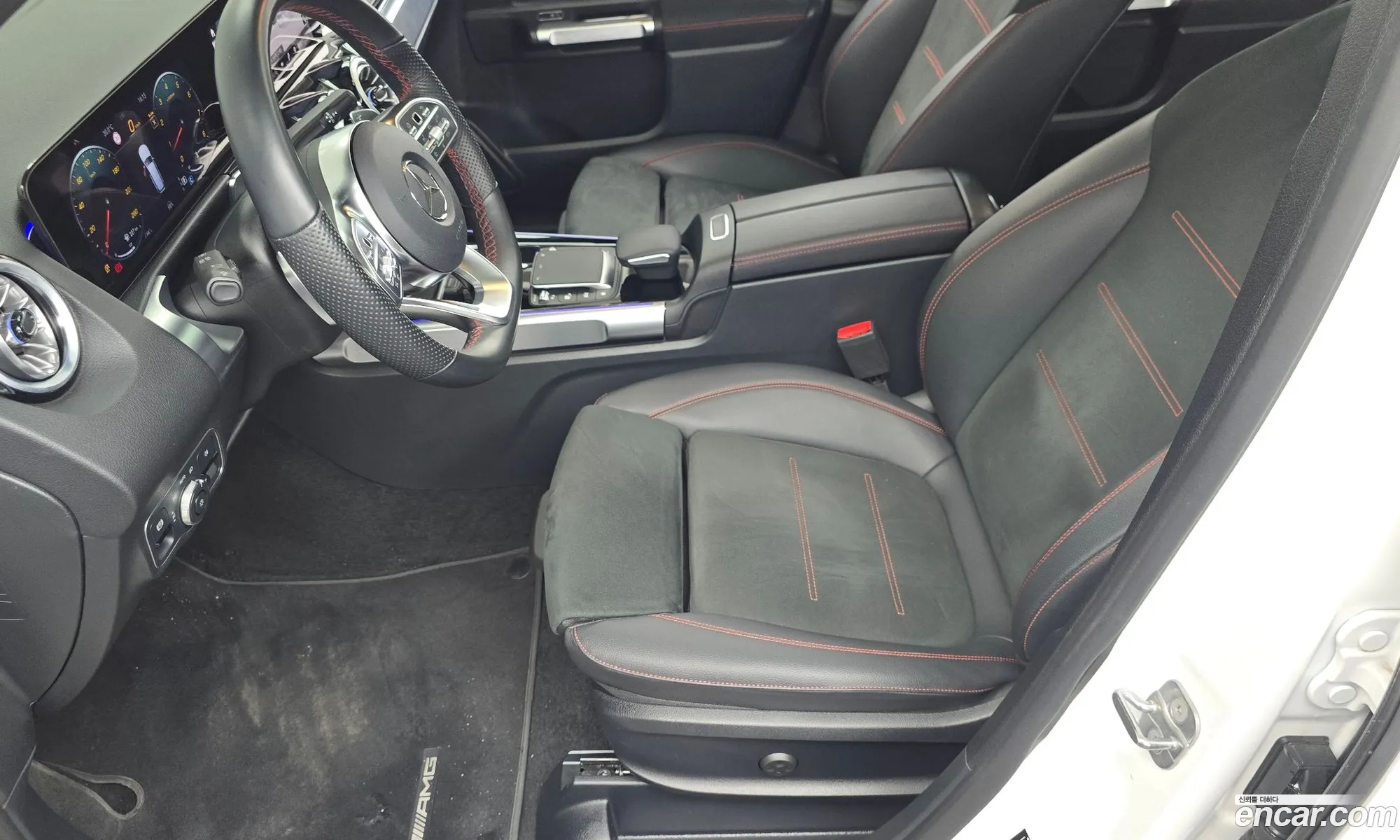 Mercedes-Benz GLB-Class X247 2023 — 3