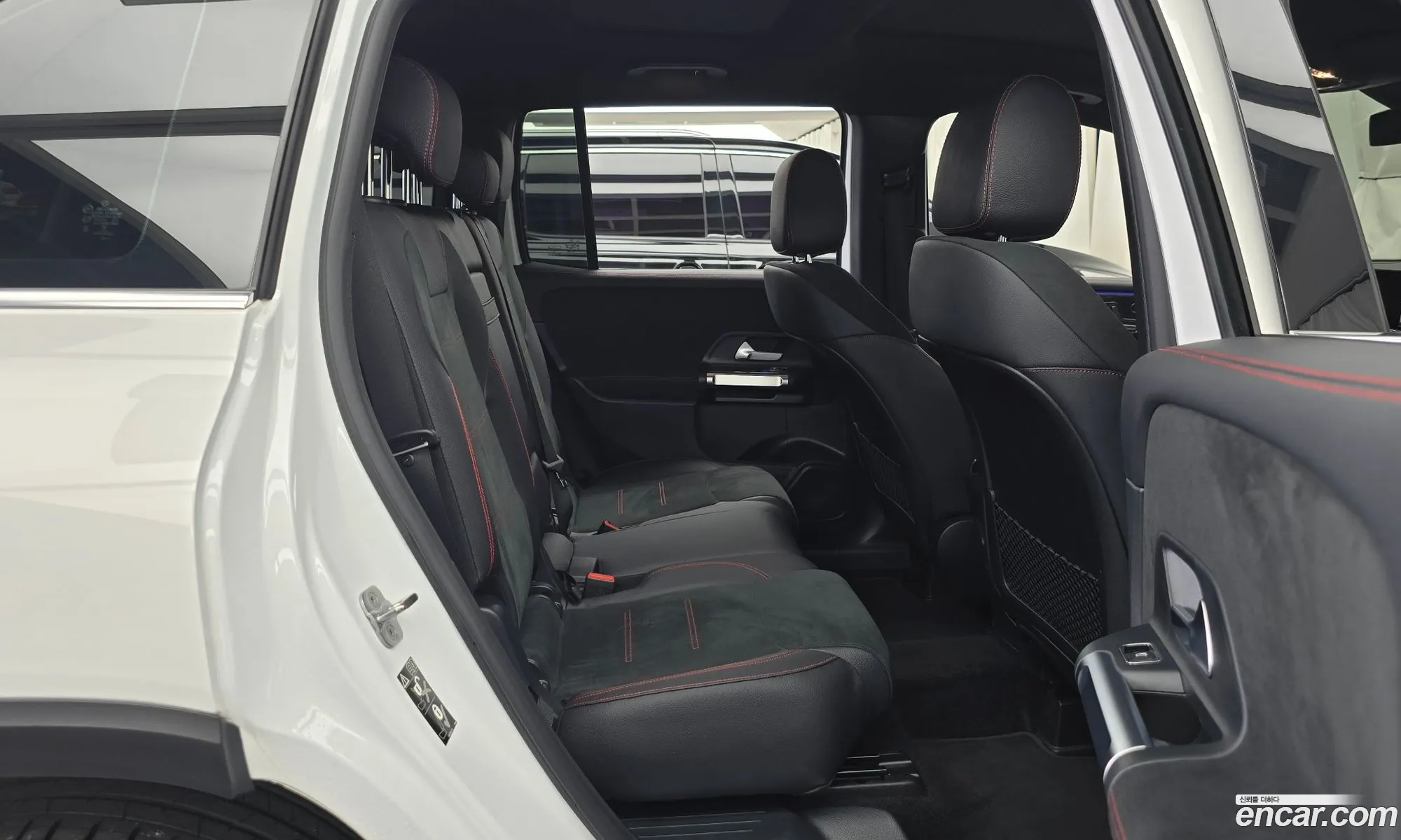 Mercedes-Benz GLB-Class X247 2023 — 10