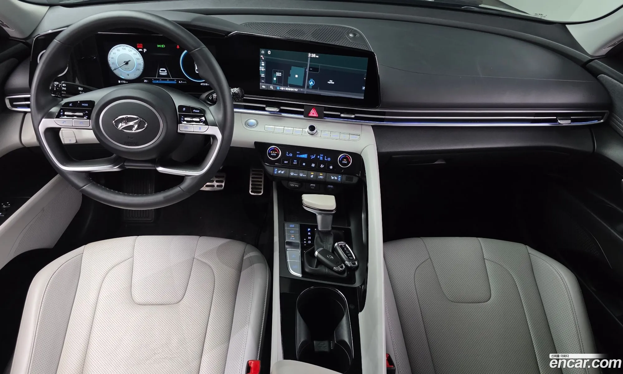 Hyundai Elantra 2021 — 16
