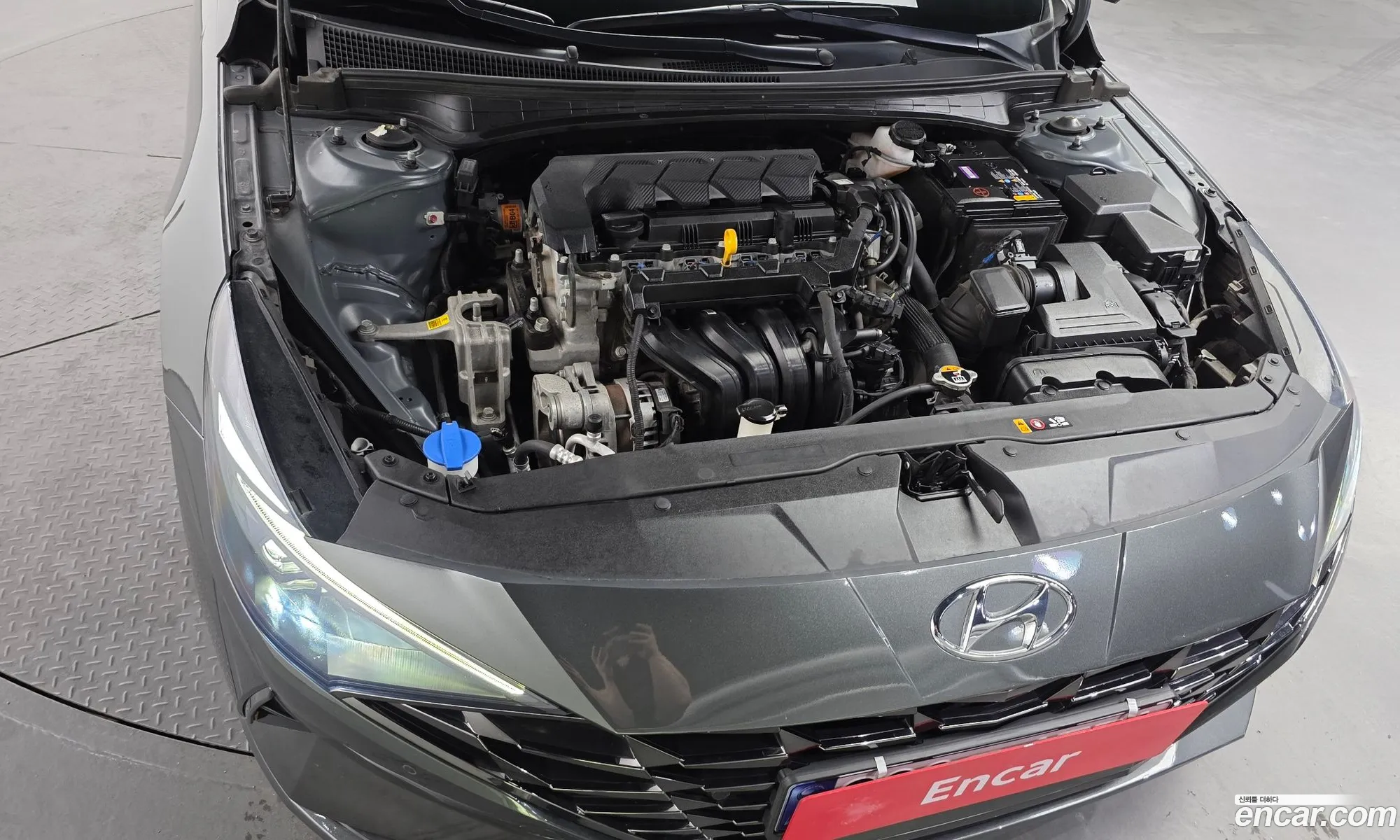 Hyundai Elantra 2021 — 17